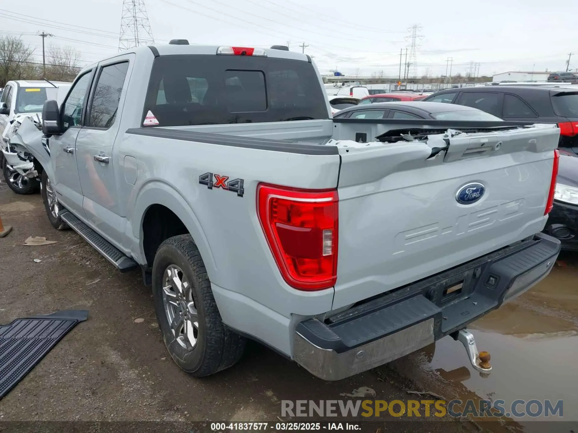 3 Photograph of a damaged car 1FTFW1ED1PFA78062 FORD F-150 2023