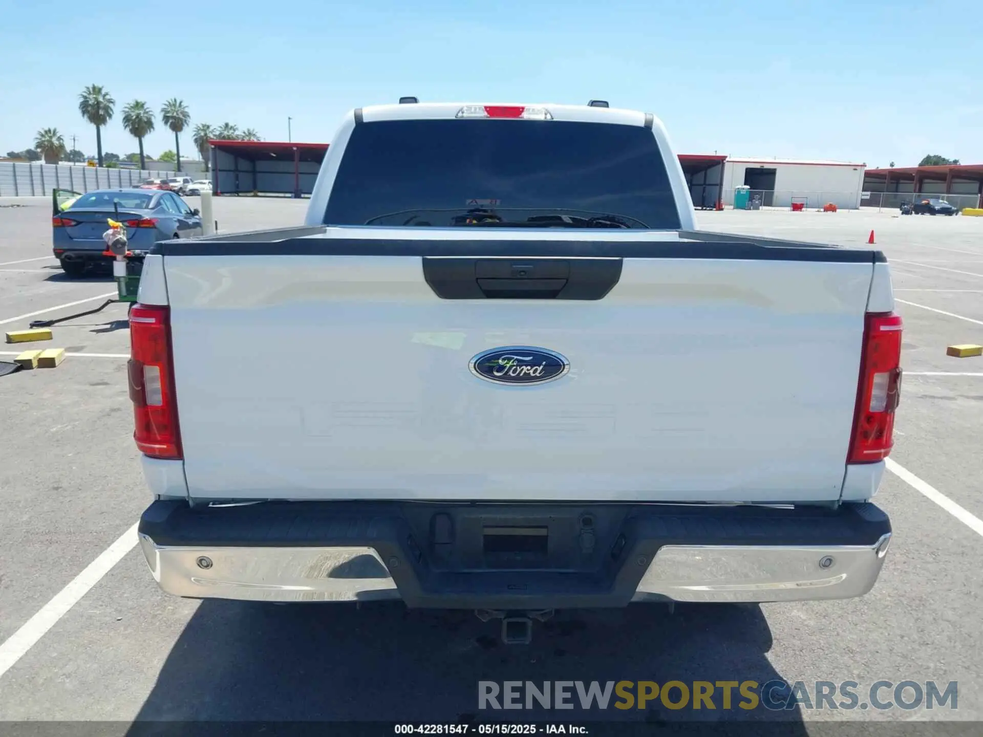 17 Photograph of a damaged car 1FTFW1ED1PFC64779 FORD F-150 2023