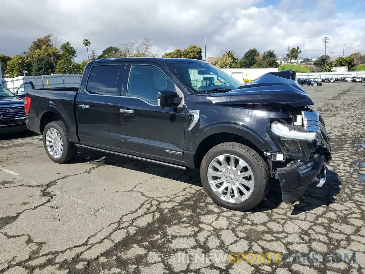 4 Photograph of a damaged car 1FTFW1ED5PFB95644 FORD F-150 2023