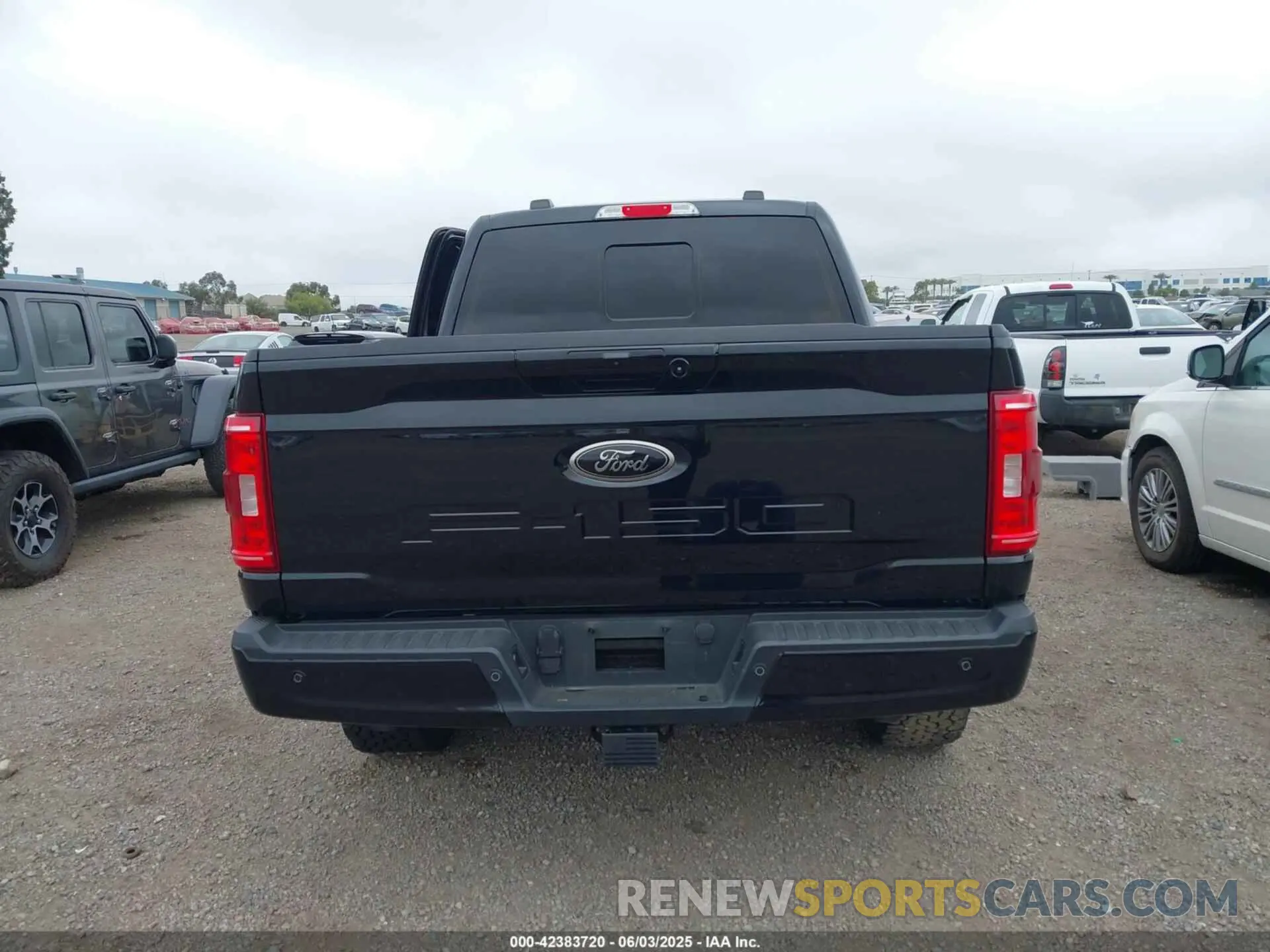 15 Photograph of a damaged car 1FTFW1ED6PFA07908 FORD F-150 2023