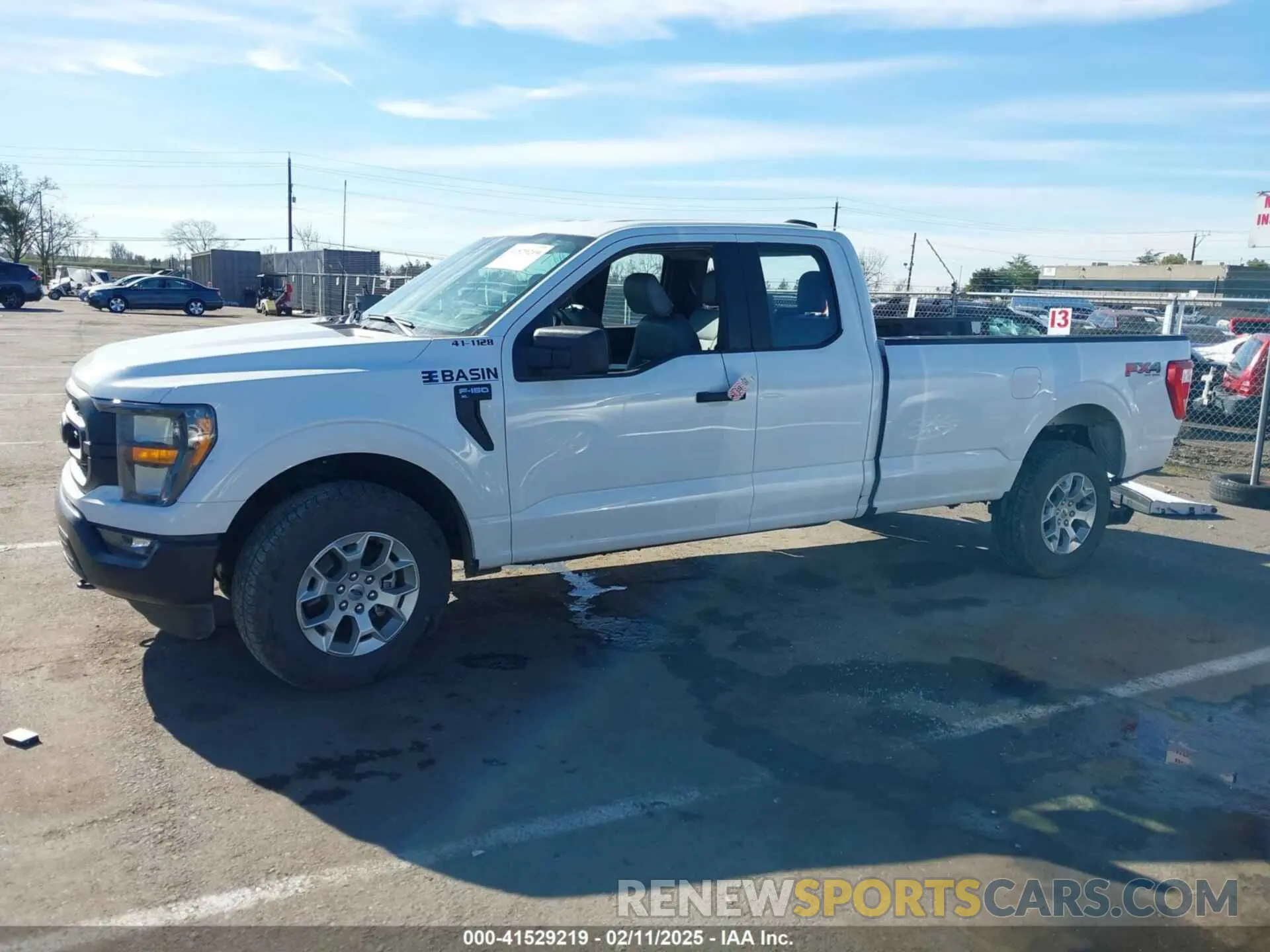 15 Photograph of a damaged car 1FTFX1E53PKE81778 FORD F-150 2023