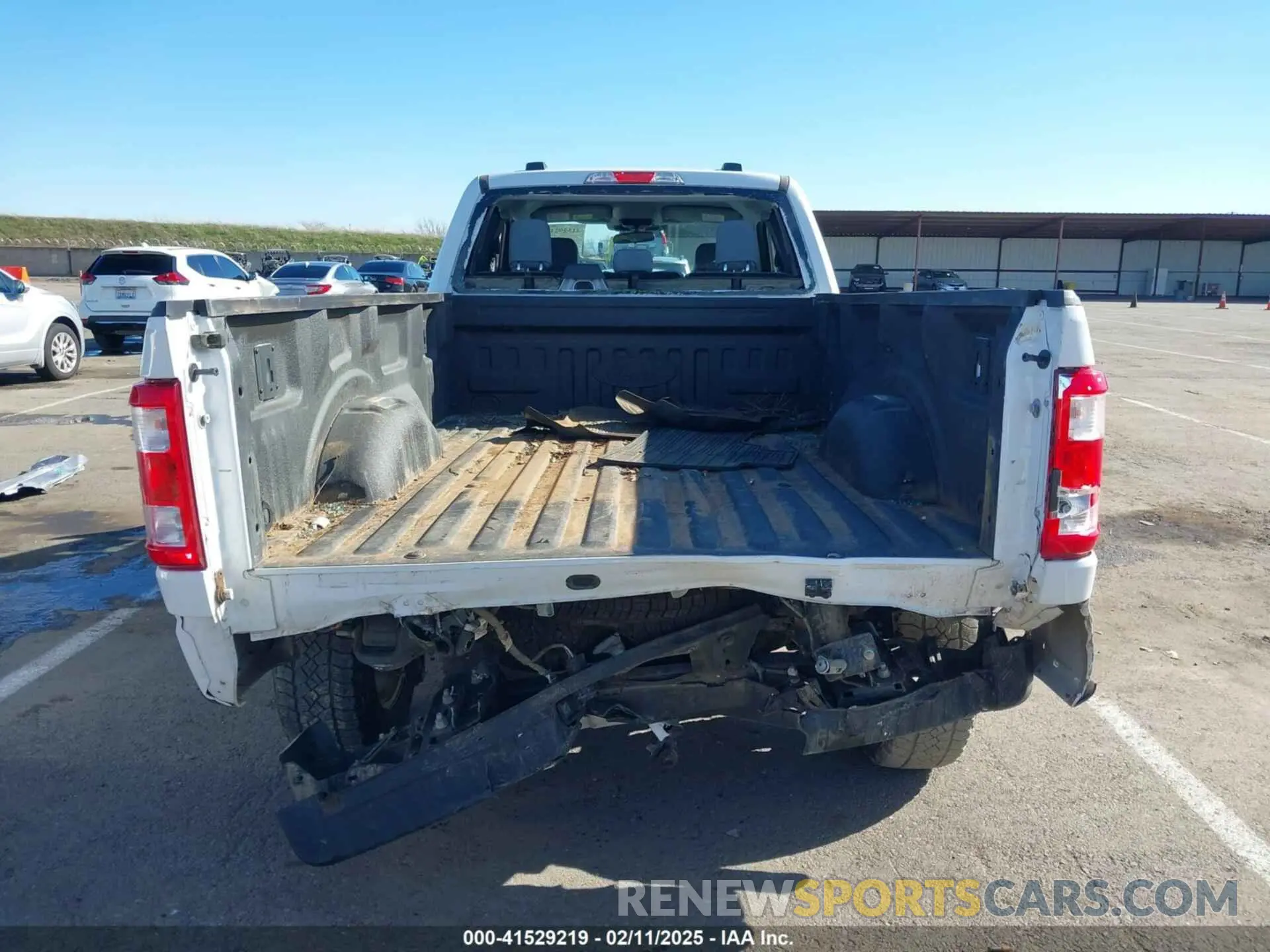 17 Photograph of a damaged car 1FTFX1E53PKE81778 FORD F-150 2023