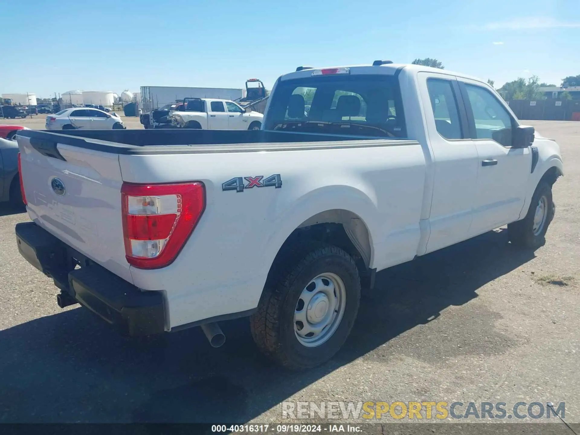 4 Photograph of a damaged car 1FTFX1E55PKE24496 FORD F-150 2023