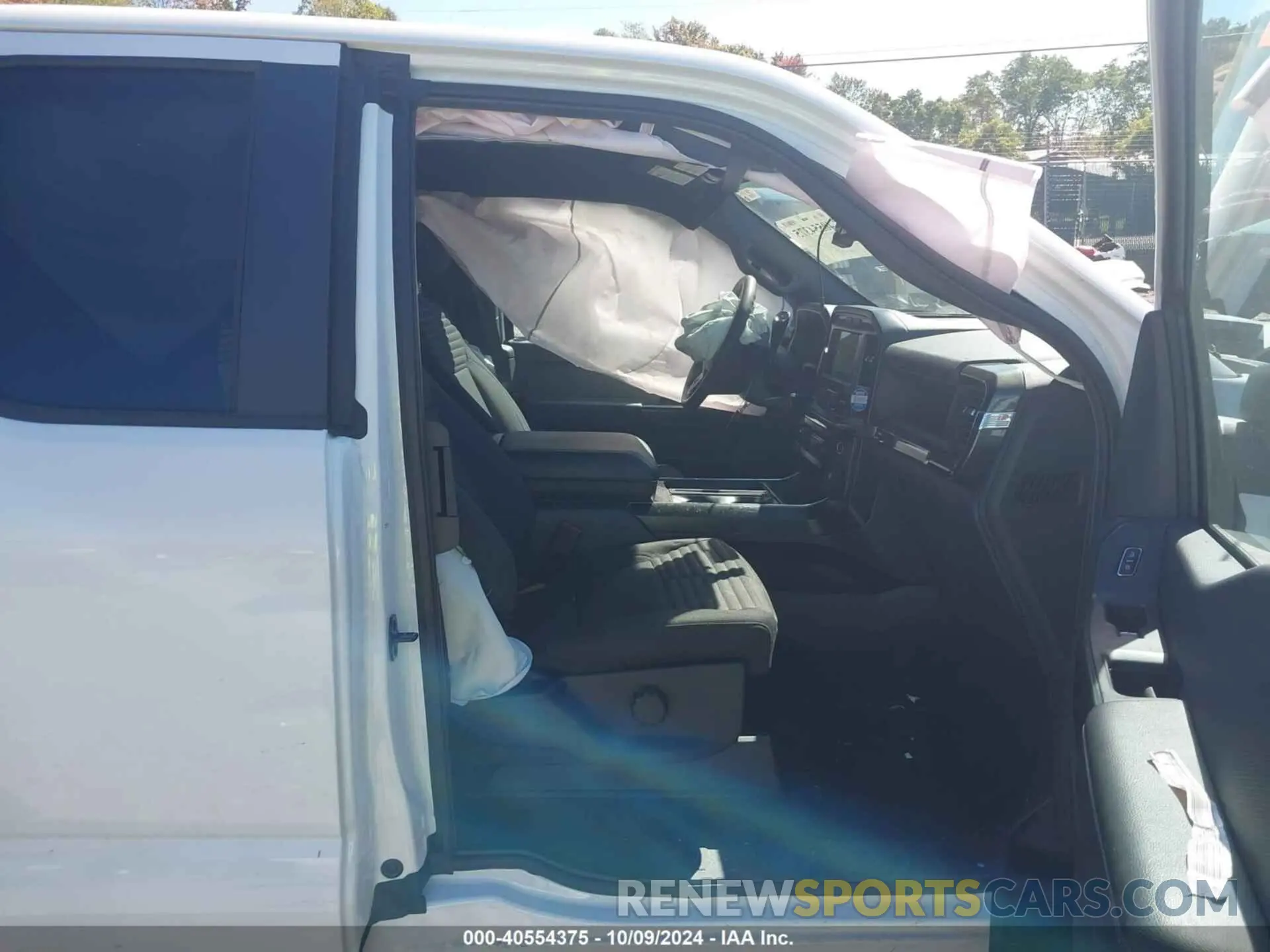 5 Photograph of a damaged car 1FTFX1E55PKE79742 FORD F-150 2023