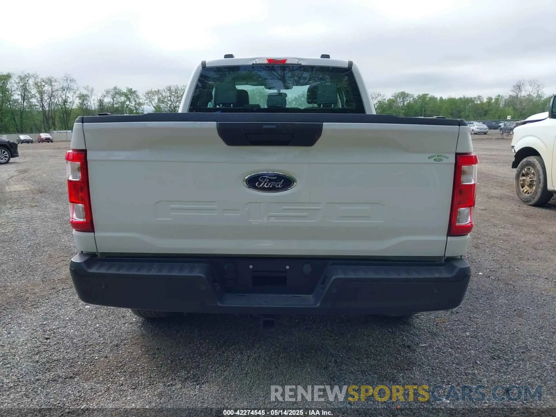 17 Photograph of a damaged car 1FTFX1E55PKG19157 FORD F-150 2023
