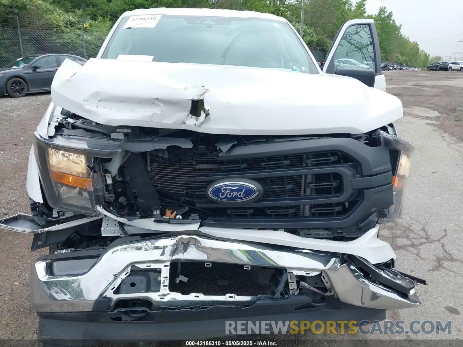 10 Photograph of a damaged car 1FTFX1E58PKE63521 FORD F-150 2023
