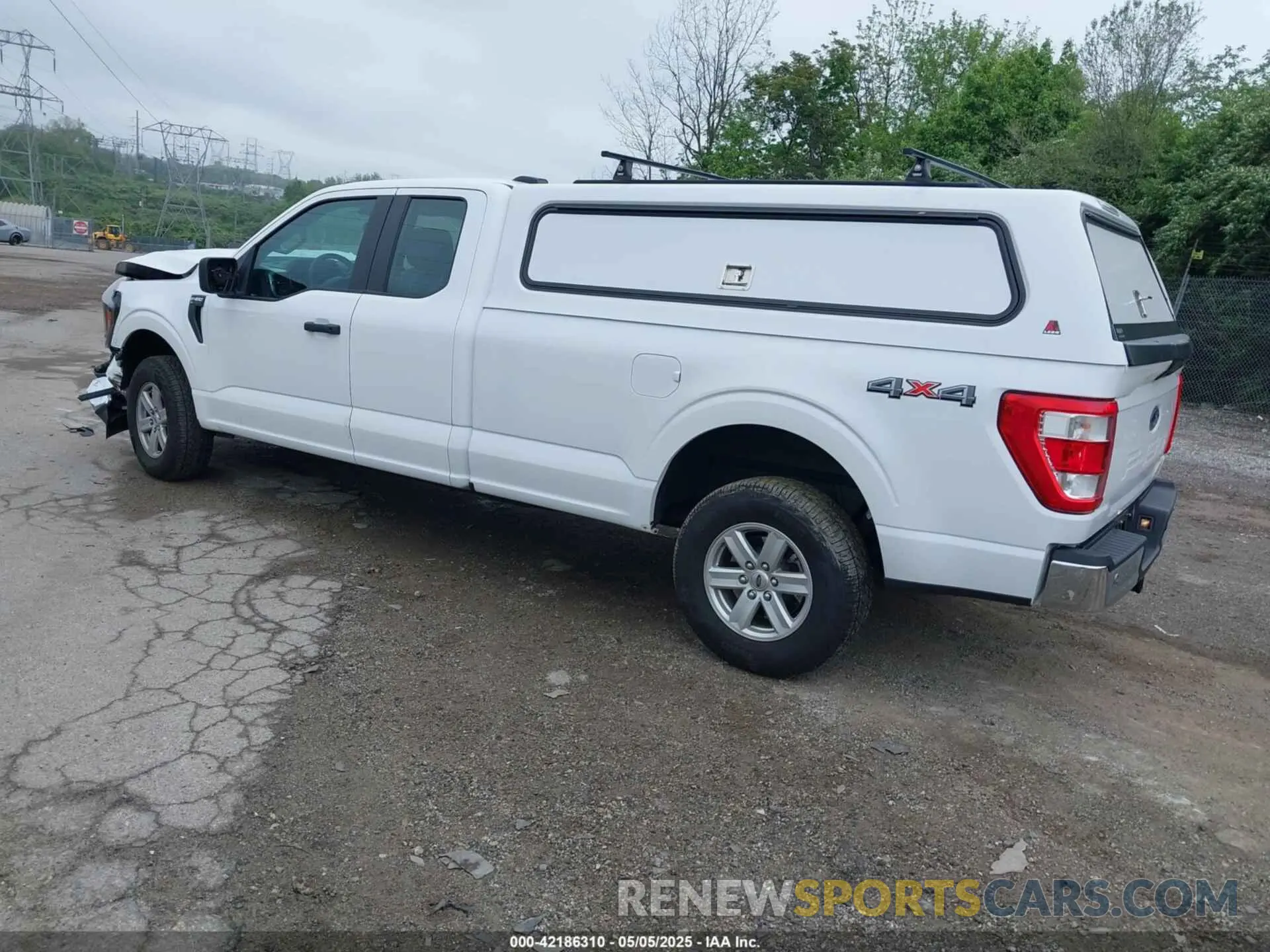3 Photograph of a damaged car 1FTFX1E58PKE63521 FORD F-150 2023