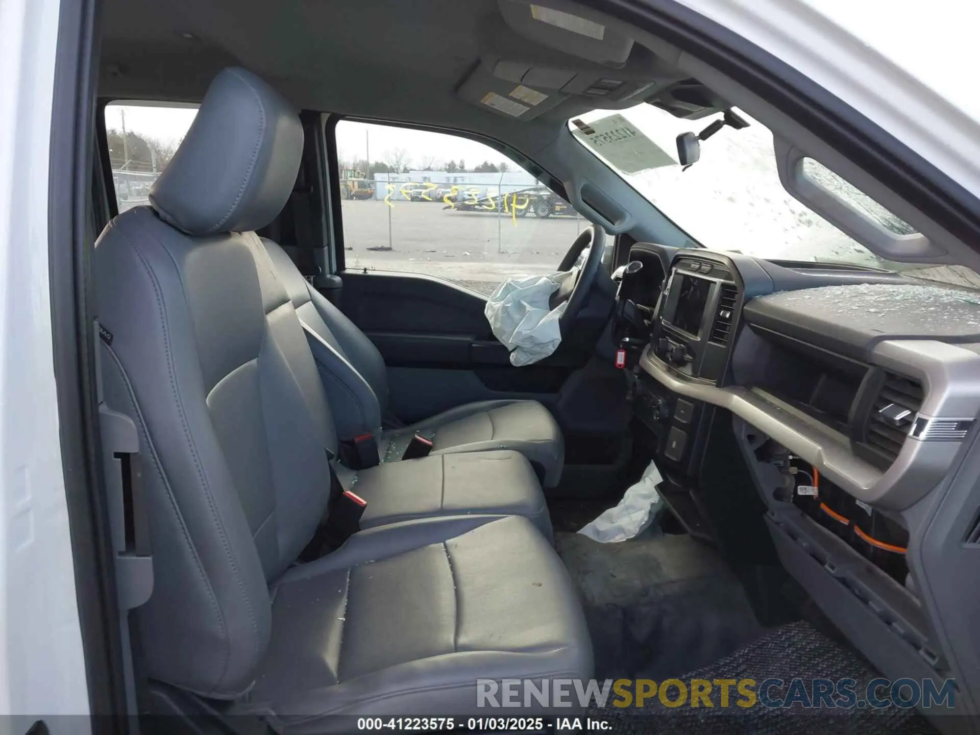 5 Photograph of a damaged car 1FTFX1E59PKF16291 FORD F-150 2023
