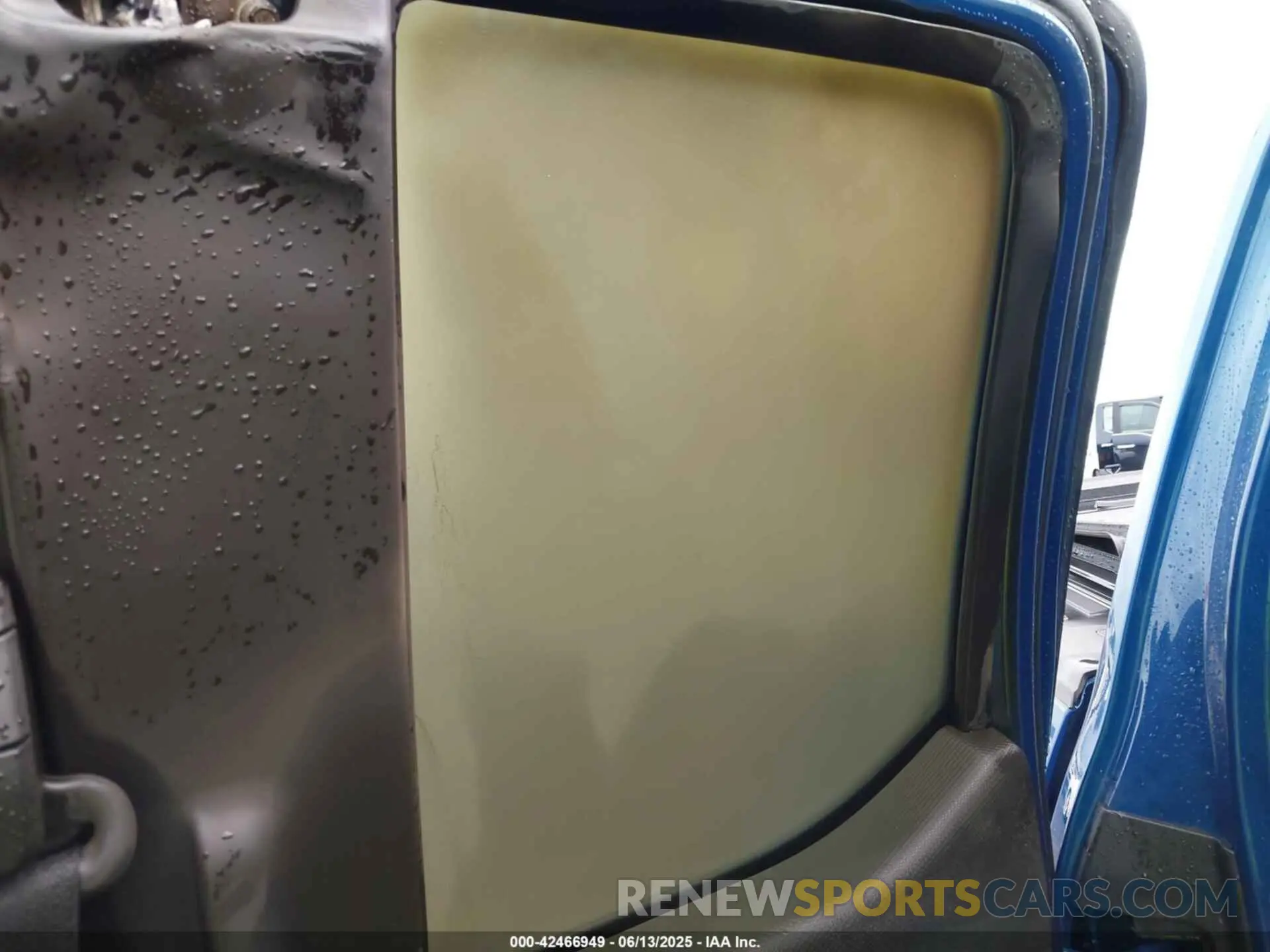 15 Photograph of a damaged car 1FTFX1E5XPKF69713 FORD F-150 2023