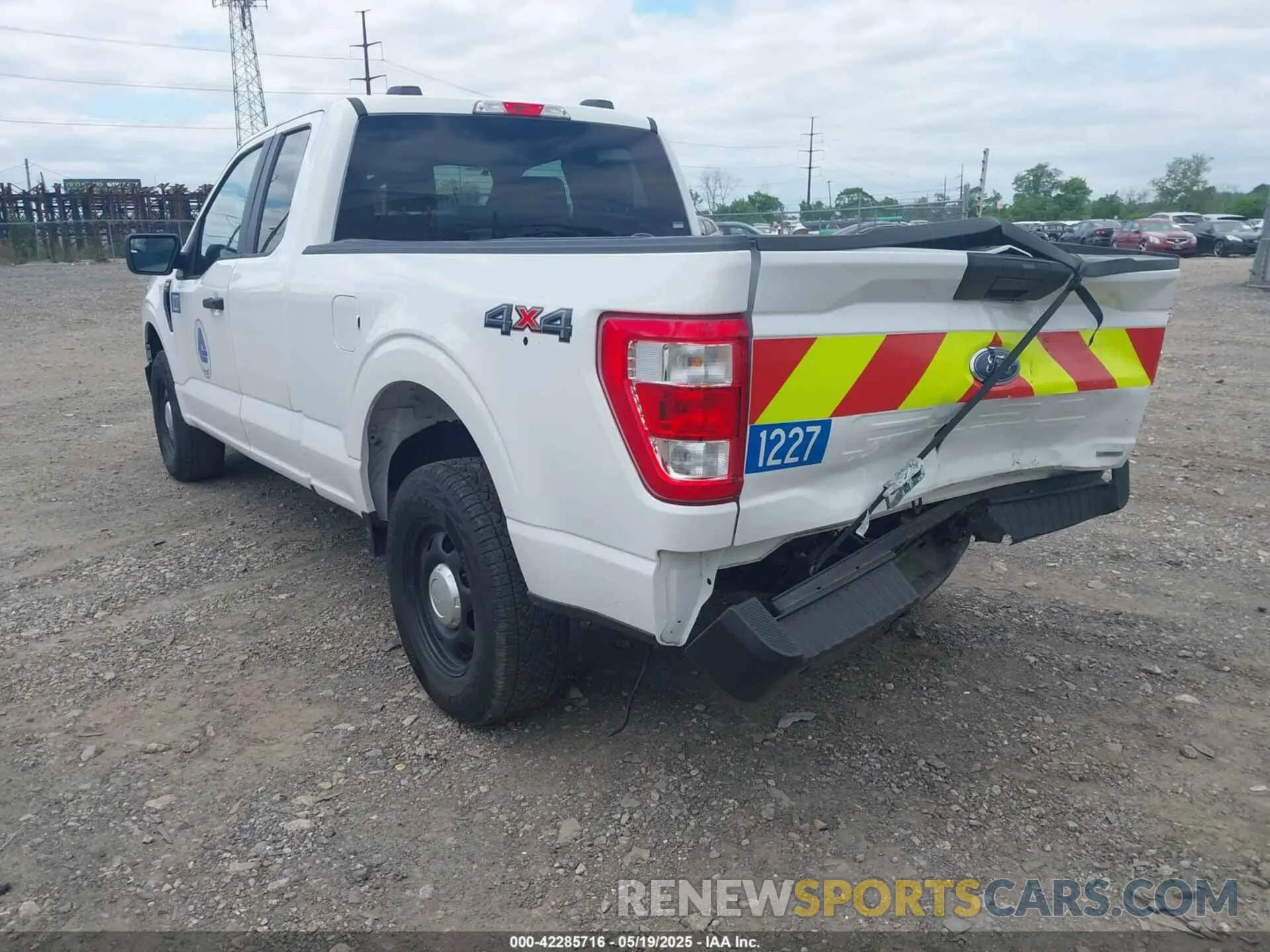 3 Photograph of a damaged car 1FTFX1E87PKF79125 FORD F-150 2023