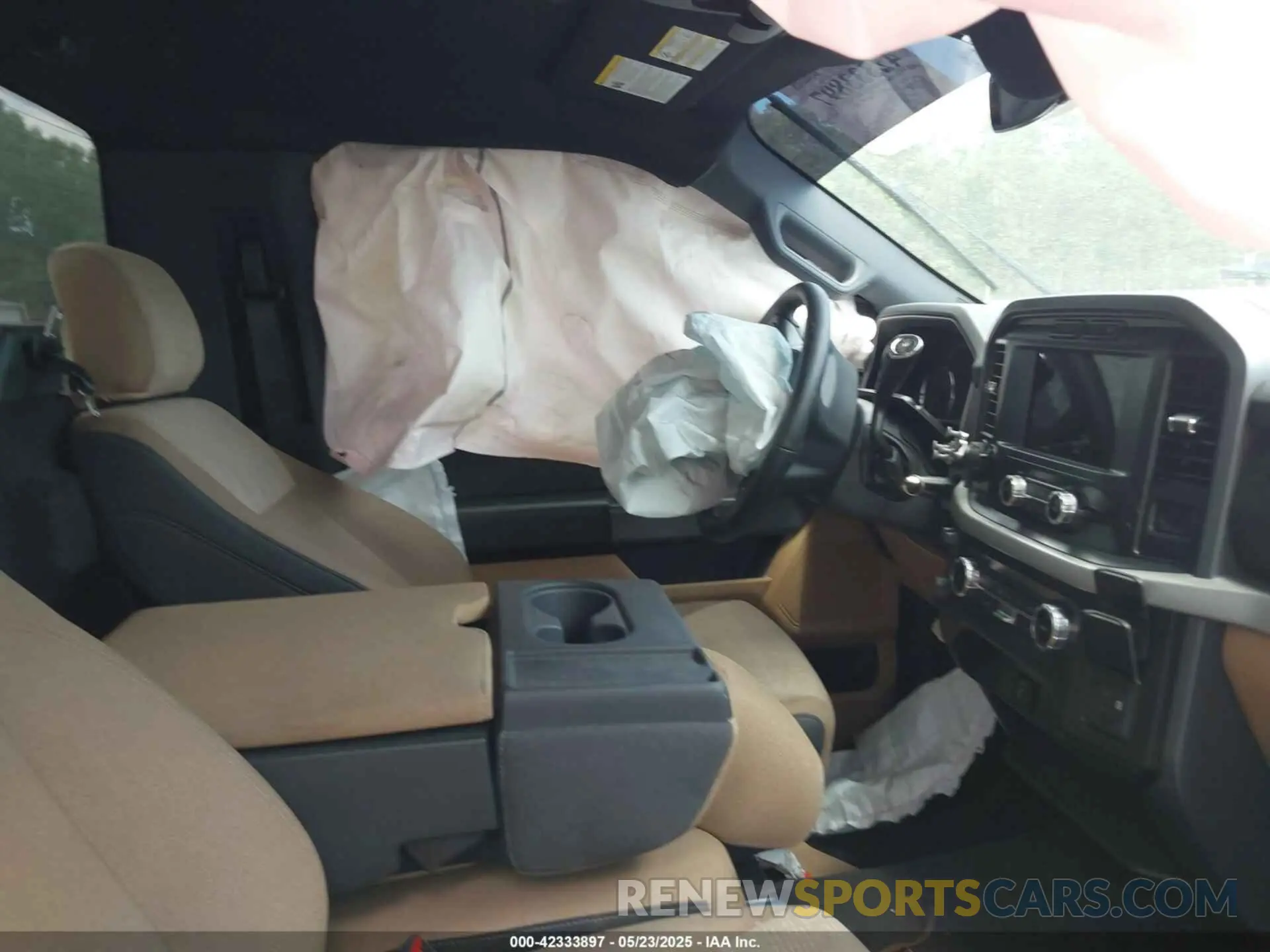 5 Photograph of a damaged car 1FTMF1C57PKD05328 FORD F-150 2023