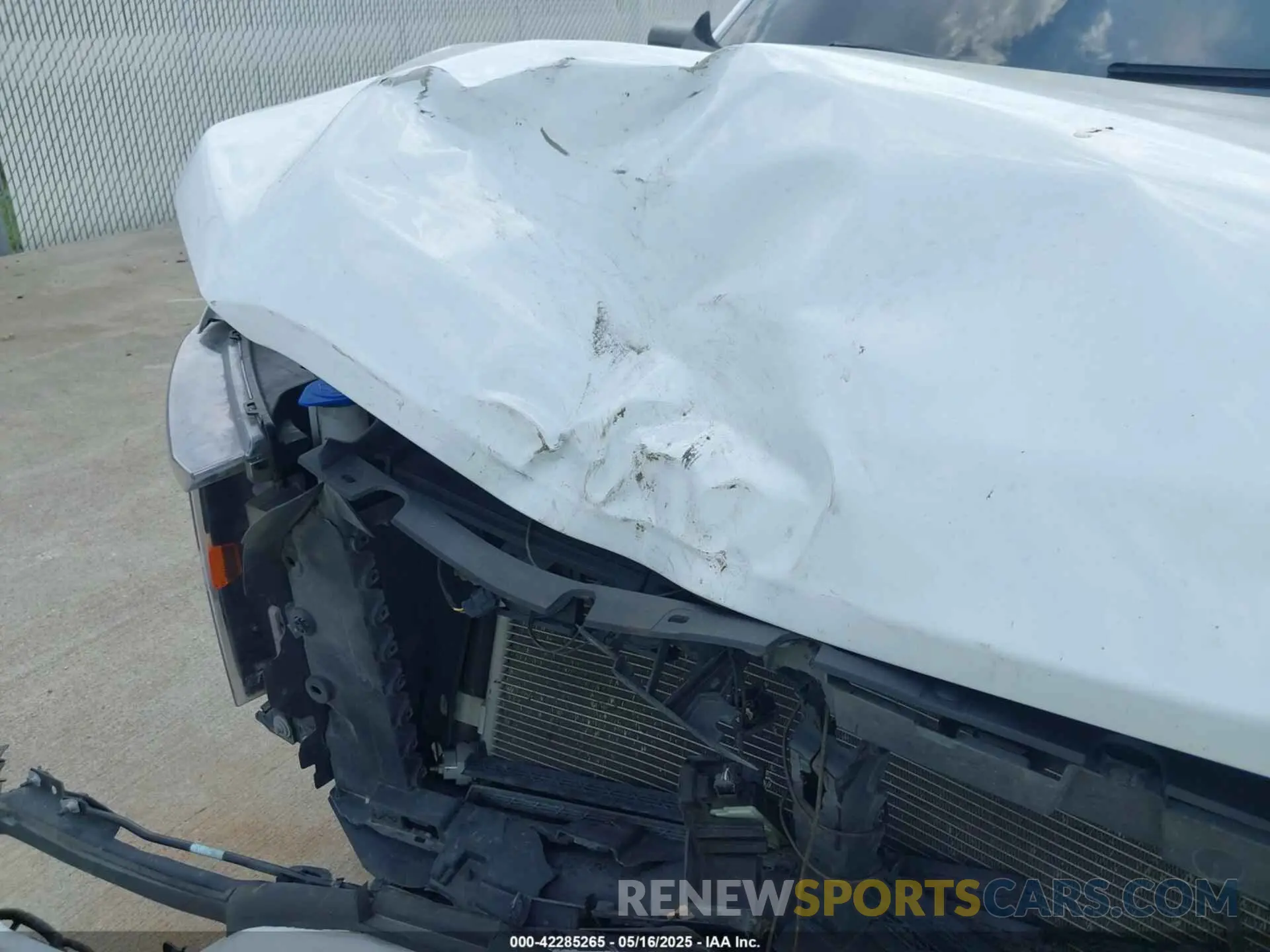 18 Photograph of a damaged car 1FTMF1E59PKE06061 FORD F-150 2023