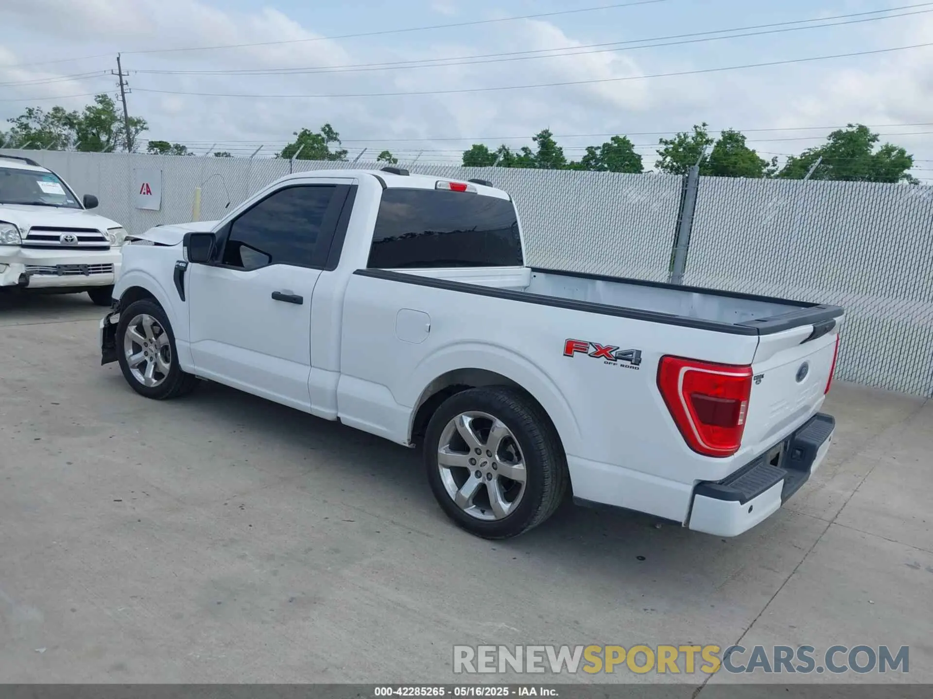 3 Photograph of a damaged car 1FTMF1E59PKE06061 FORD F-150 2023