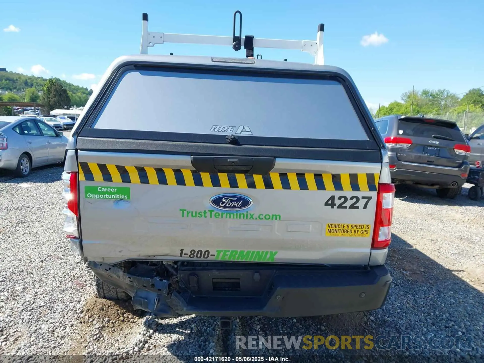 16 Photograph of a damaged car 1FTNF1E5XPKF47161 FORD F-150 2023