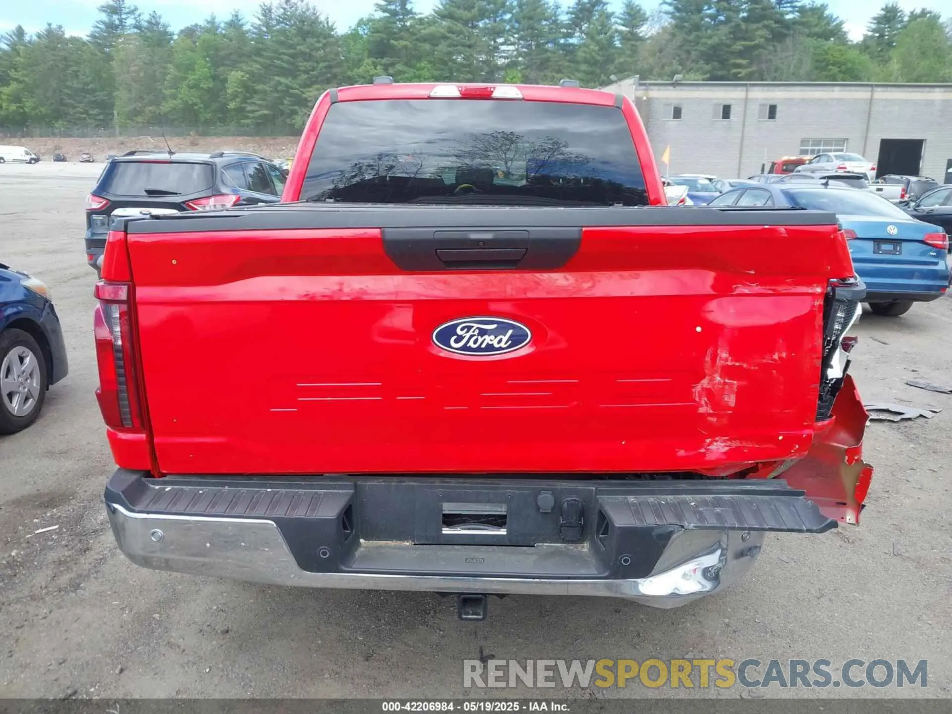 16 Photograph of a damaged car 1FTEW1LPXRKE21504 FORD F-150 2024