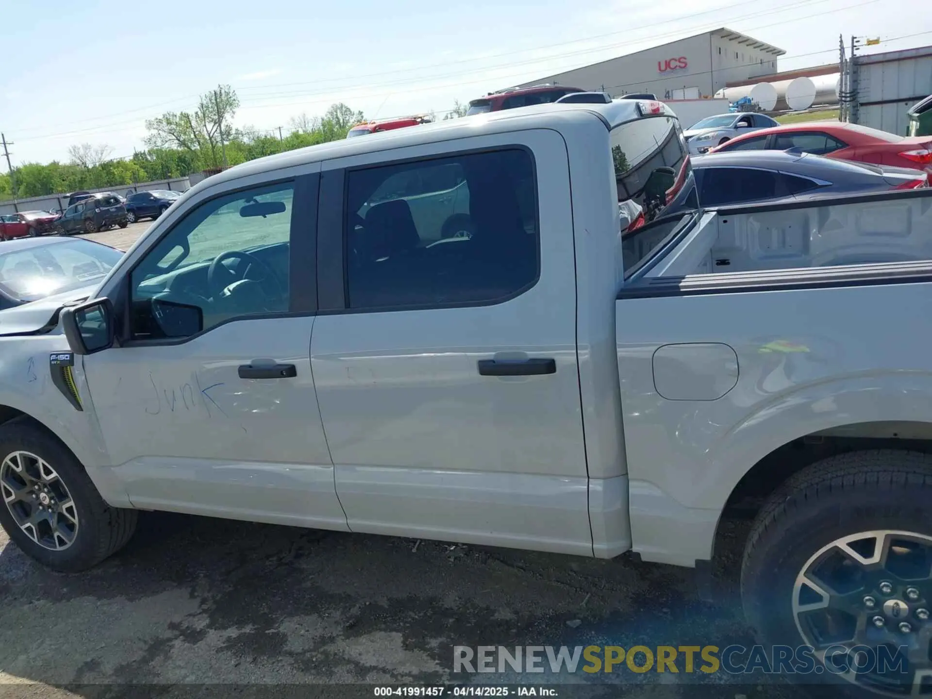 15 Photograph of a damaged car 1FTEW2KP1RKE73028 FORD F-150 2024