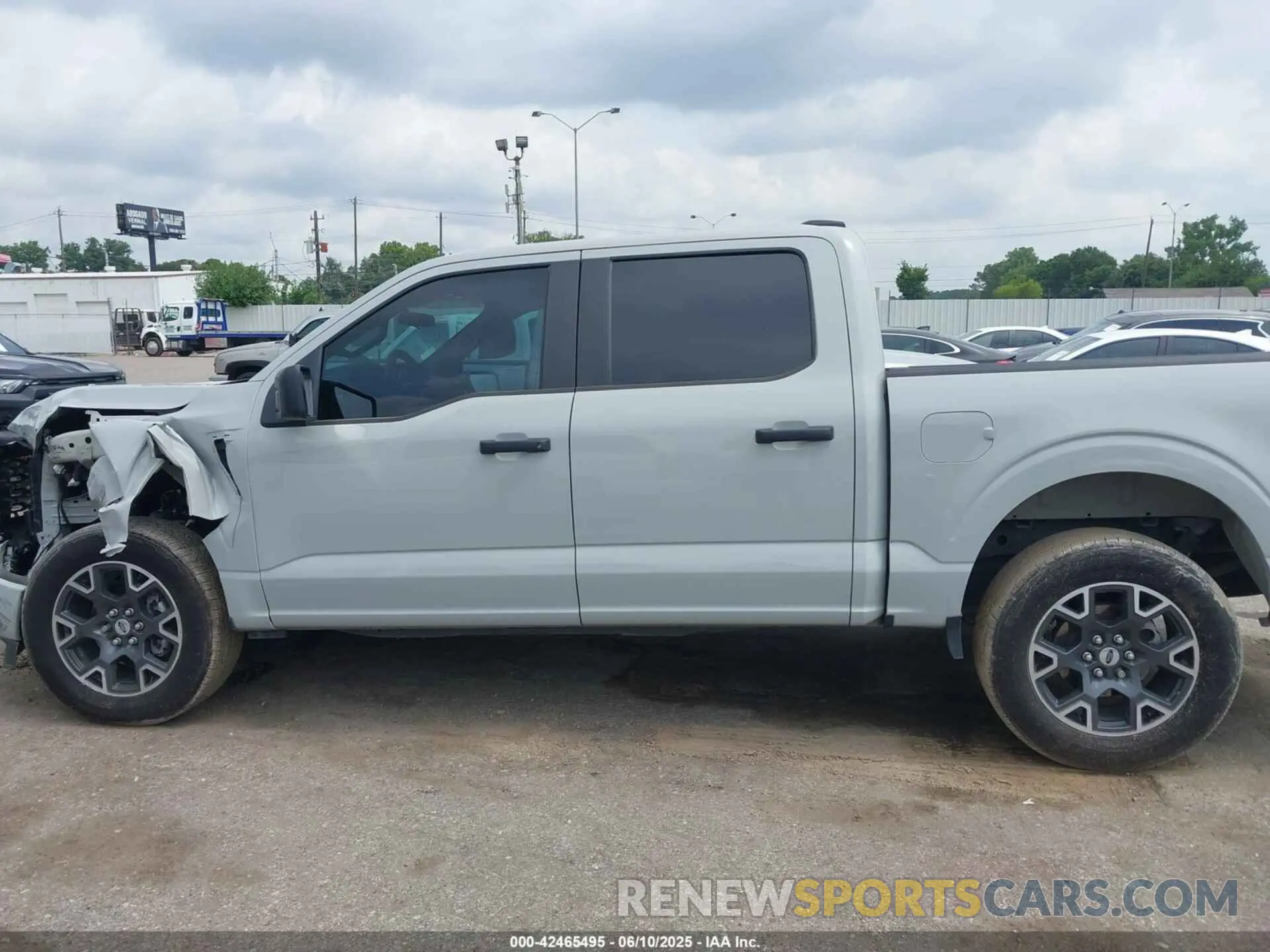 15 Photograph of a damaged car 1FTEW2KP2RKD60883 FORD F-150 2024