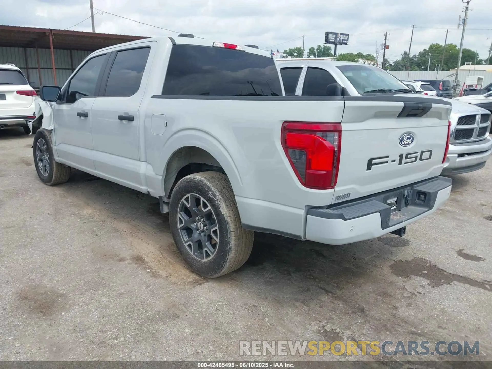3 Photograph of a damaged car 1FTEW2KP2RKD60883 FORD F-150 2024