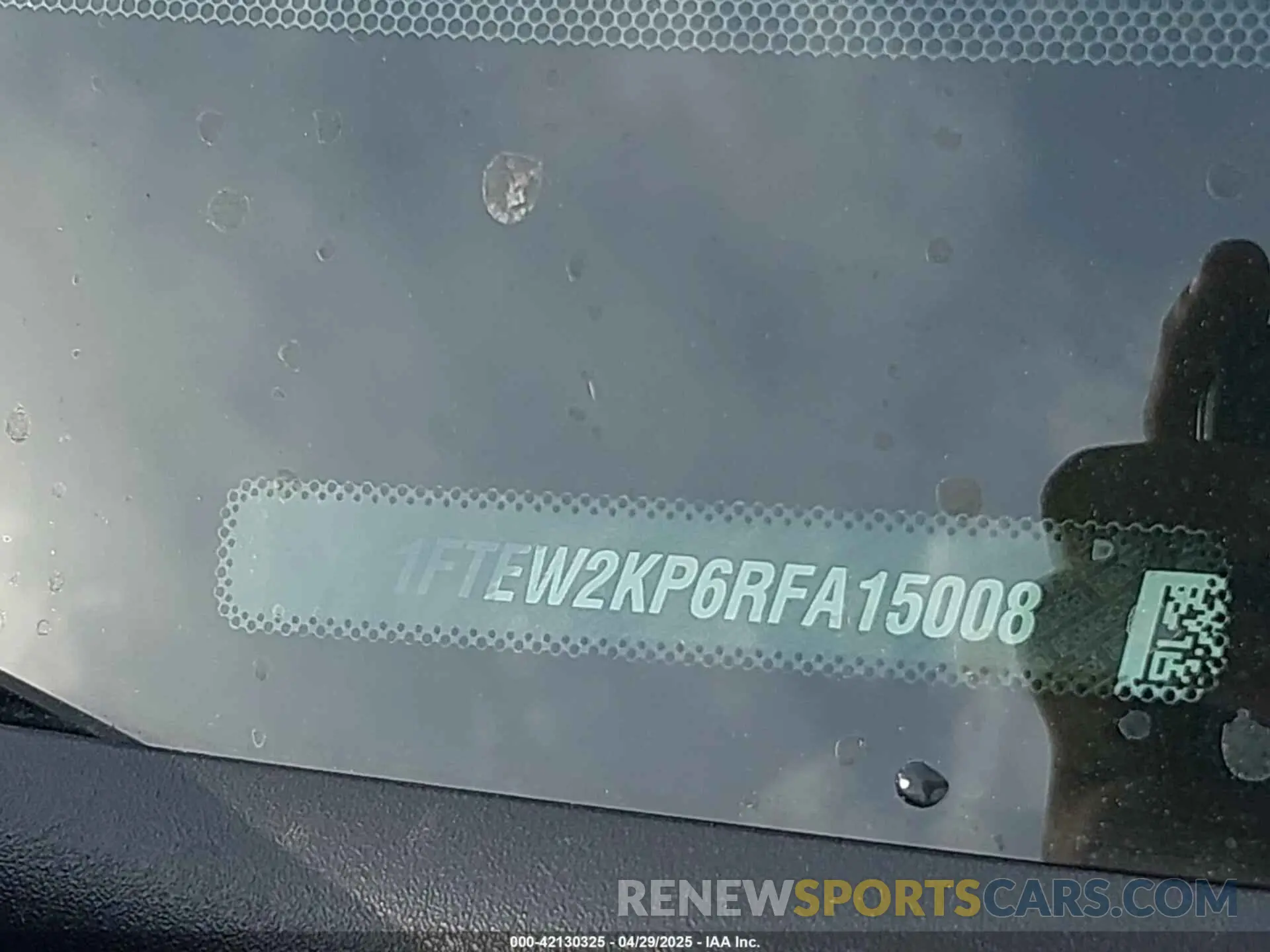 18 Photograph of a damaged car 1FTEW2KP6RFA15008 FORD F-150 2024