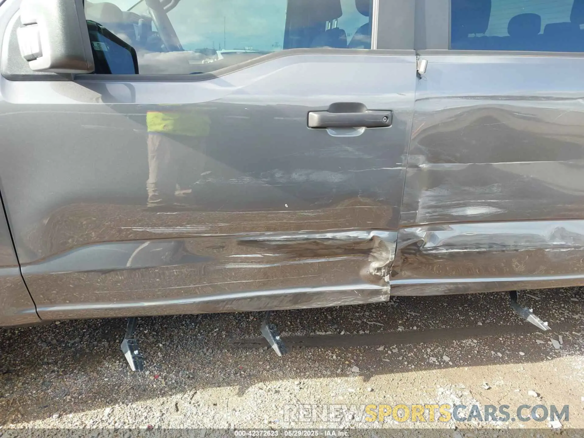6 Photograph of a damaged car 1FTEW2KP6RKD54021 FORD F-150 2024