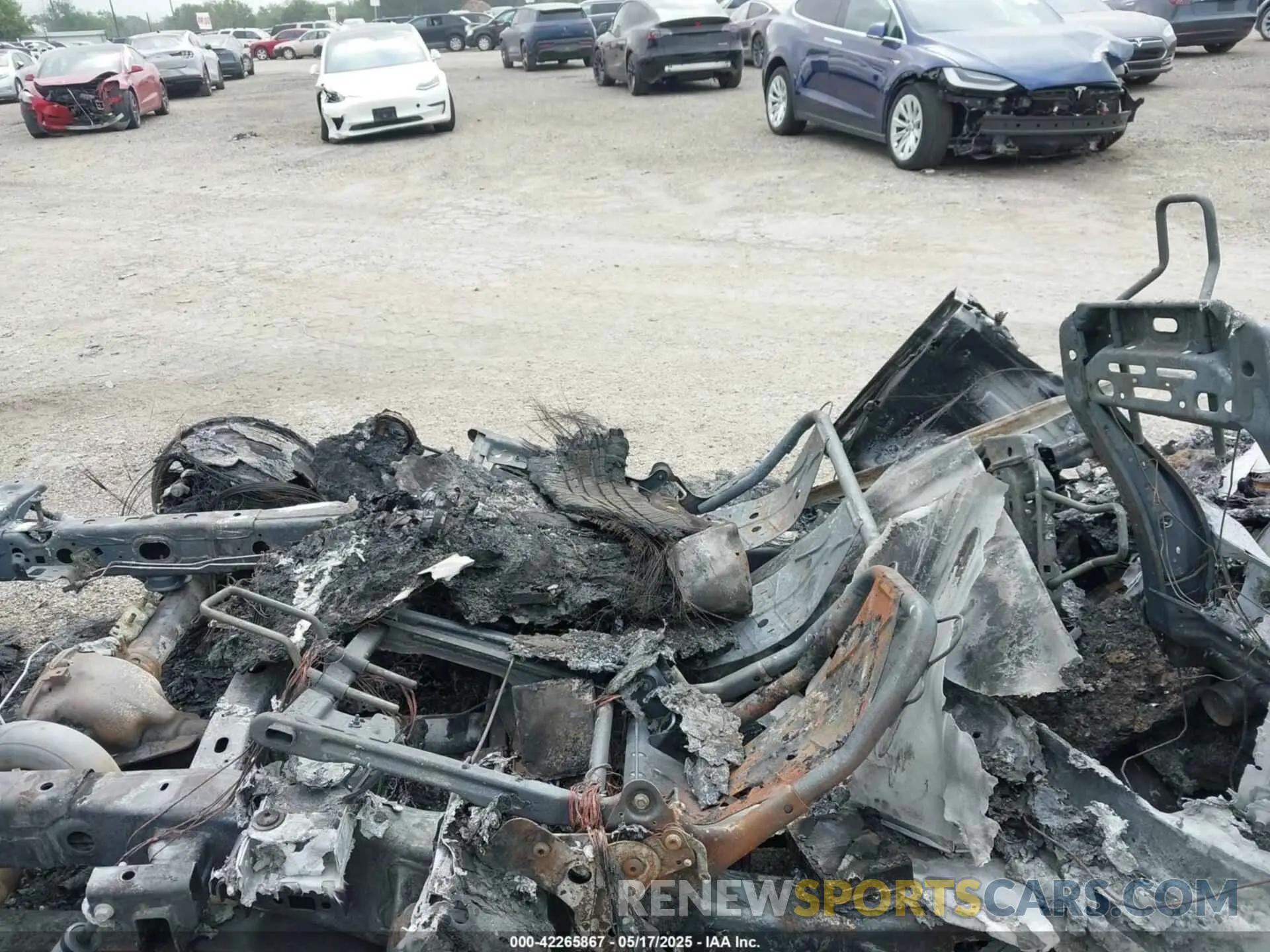 8 Photograph of a damaged car 1FTEW2KP6RKF38679 FORD F-150 2024
