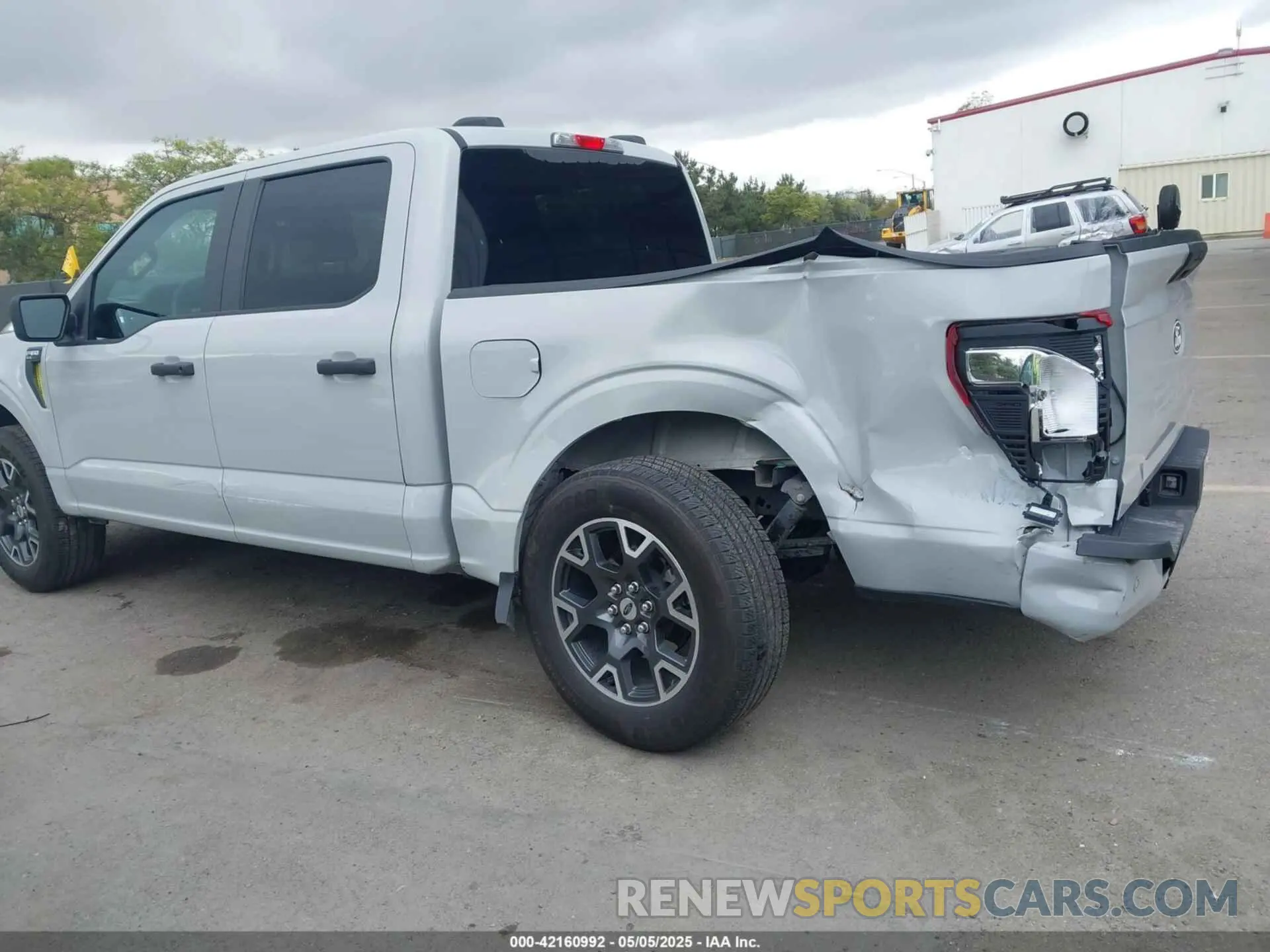 6 Photograph of a damaged car 1FTEW2KPXRKD46102 FORD F-150 2024