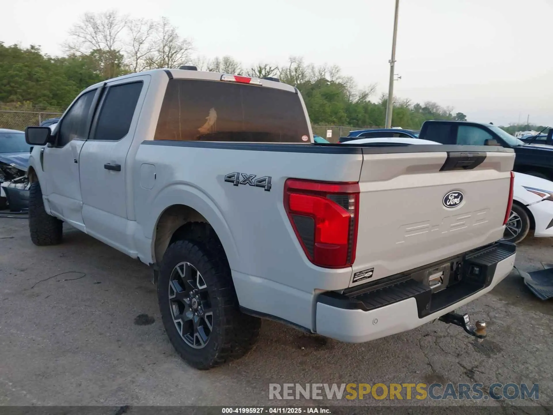 3 Photograph of a damaged car 1FTEW2LP8RKE50182 FORD F-150 2024