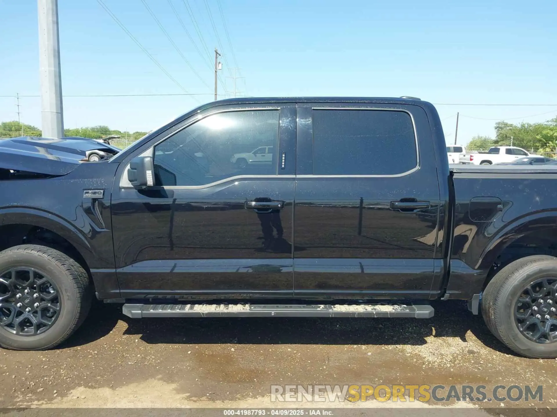 15 Photograph of a damaged car 1FTEW3K55RKF12627 FORD F-150 2024
