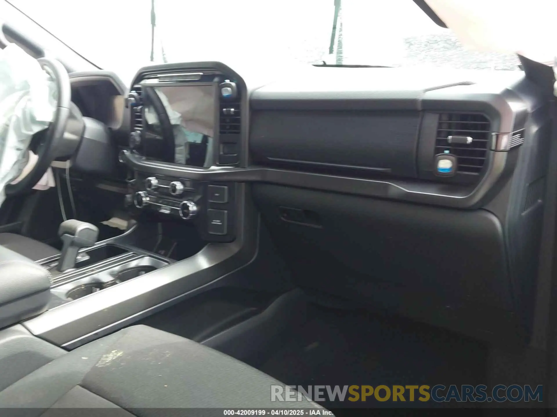 5 Photograph of a damaged car 1FTEW3LP6RKE87902 FORD F-150 2024