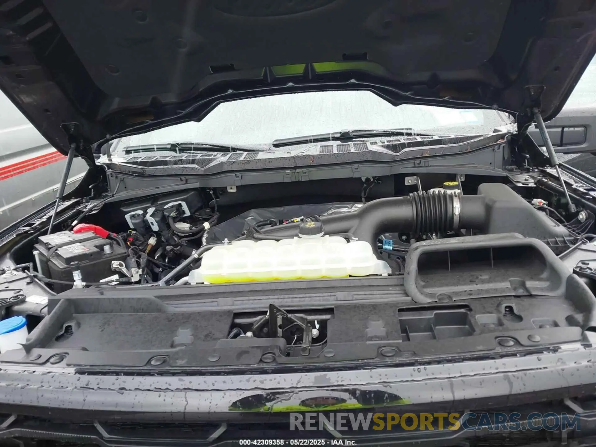 10 Photograph of a damaged car 1FTEW3LPXRKE96960 FORD F-150 2024
