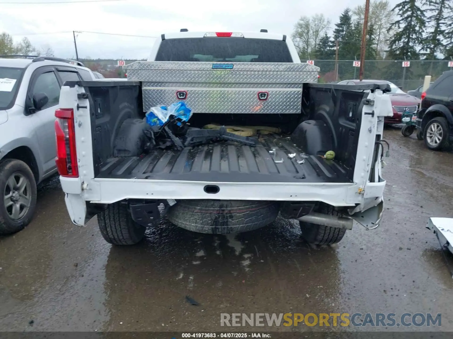17 Photograph of a damaged car 1FTEX2LP1RKD38773 FORD F-150 2024