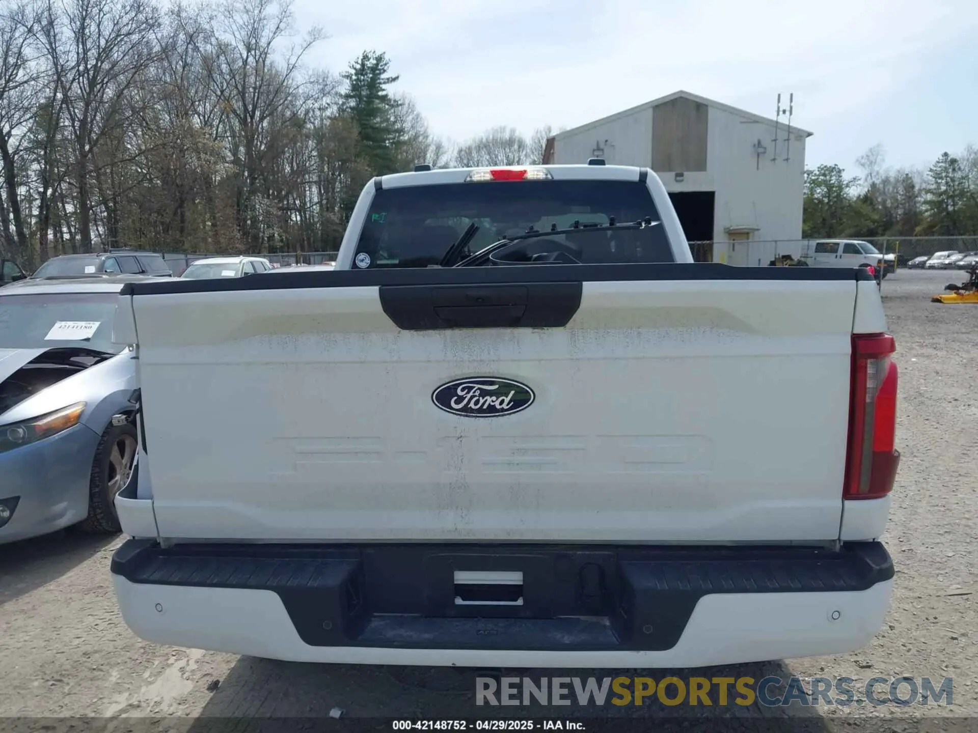 16 Photograph of a damaged car 1FTEX2LP5RKF77551 FORD F-150 2024