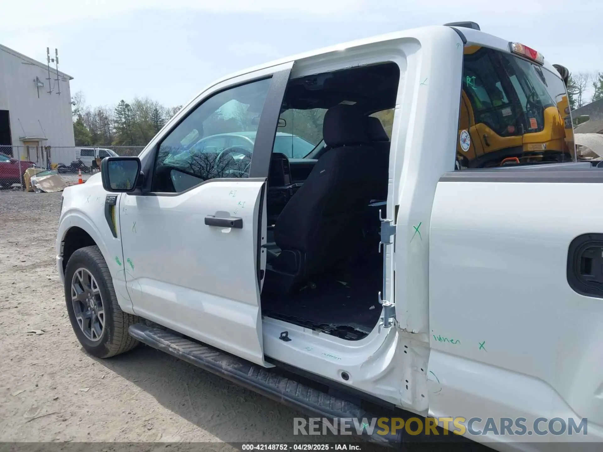 6 Photograph of a damaged car 1FTEX2LP5RKF77551 FORD F-150 2024