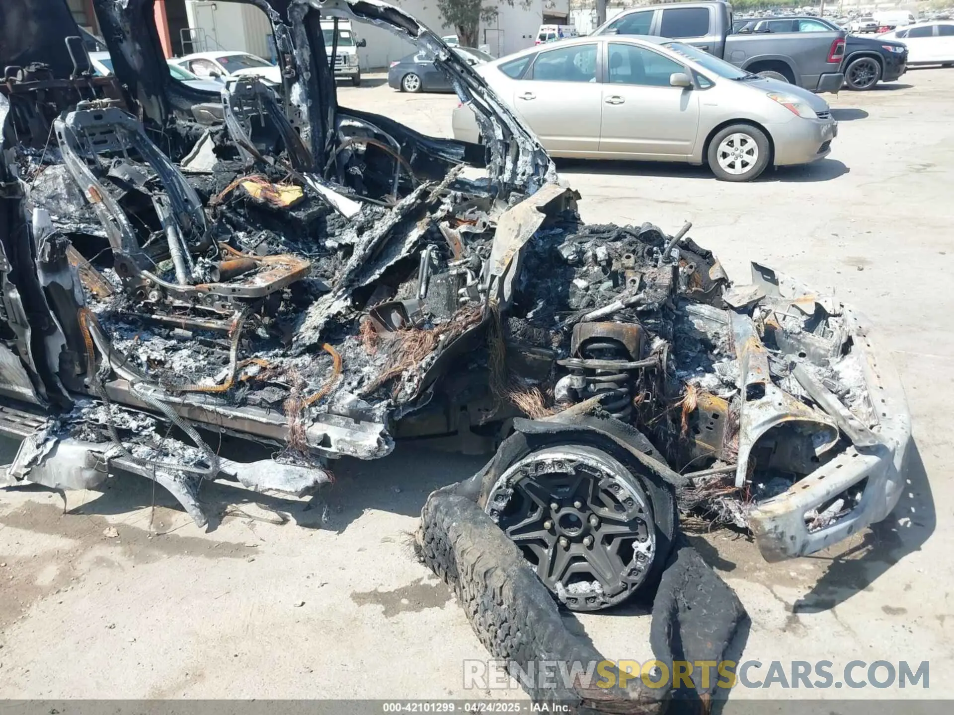 14 Photograph of a damaged car 1FTFW1RG6RFC13575 FORD F-150 2024