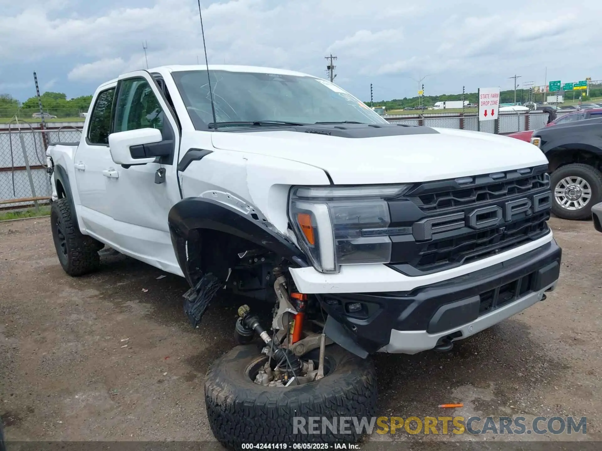 1 Photograph of a damaged car 1FTFW1RG9RFB51153 FORD F-150 2024