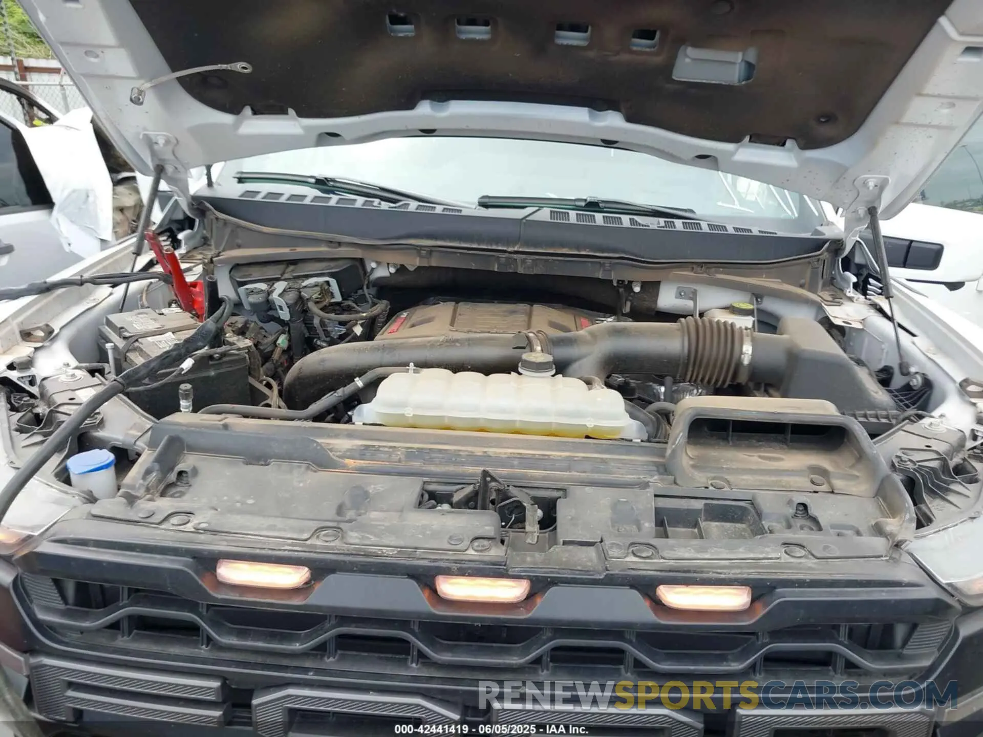 10 Photograph of a damaged car 1FTFW1RG9RFB51153 FORD F-150 2024
