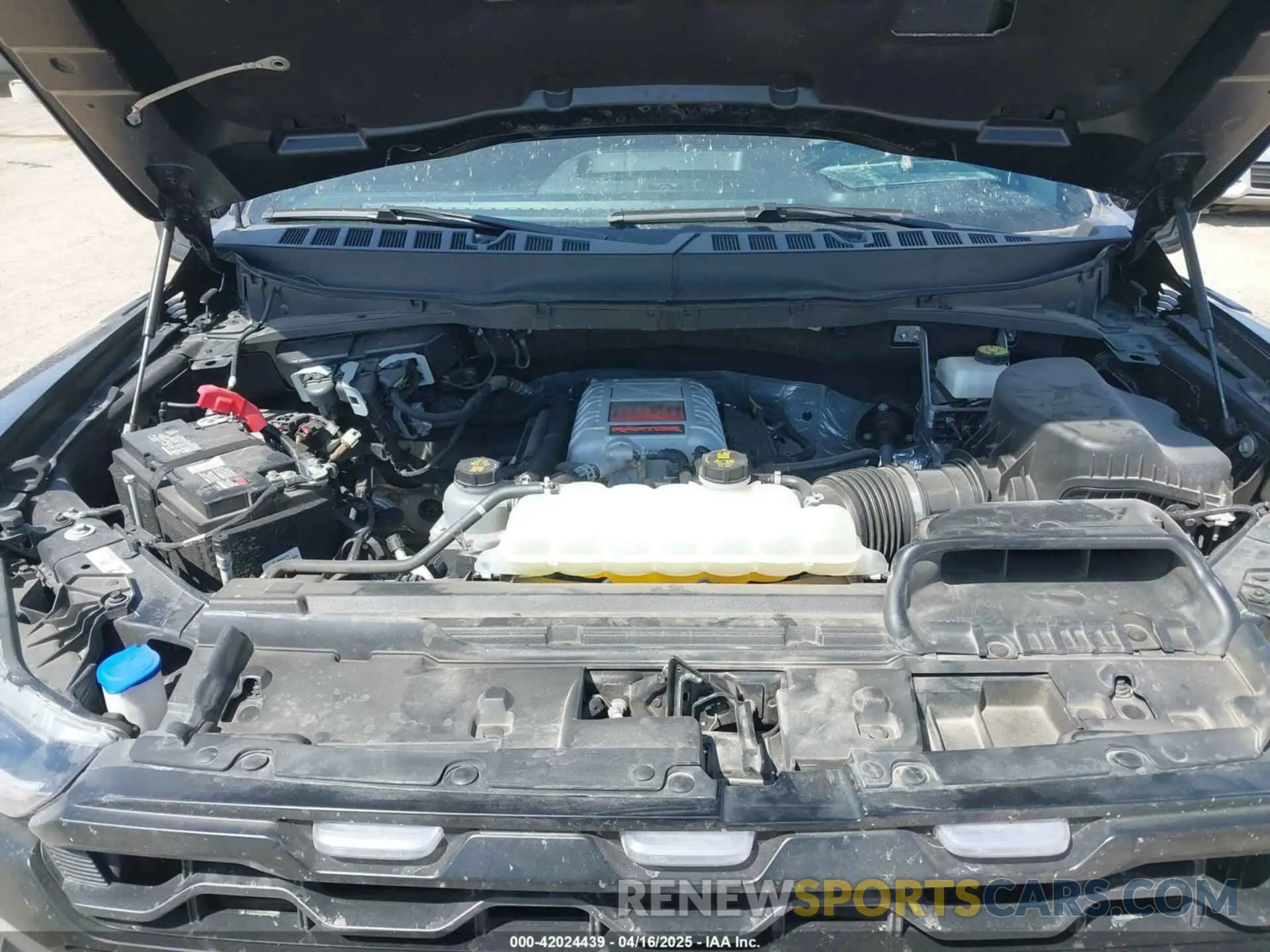 10 Photograph of a damaged car 1FTFW1RJ1RFB43964 FORD F-150 2024