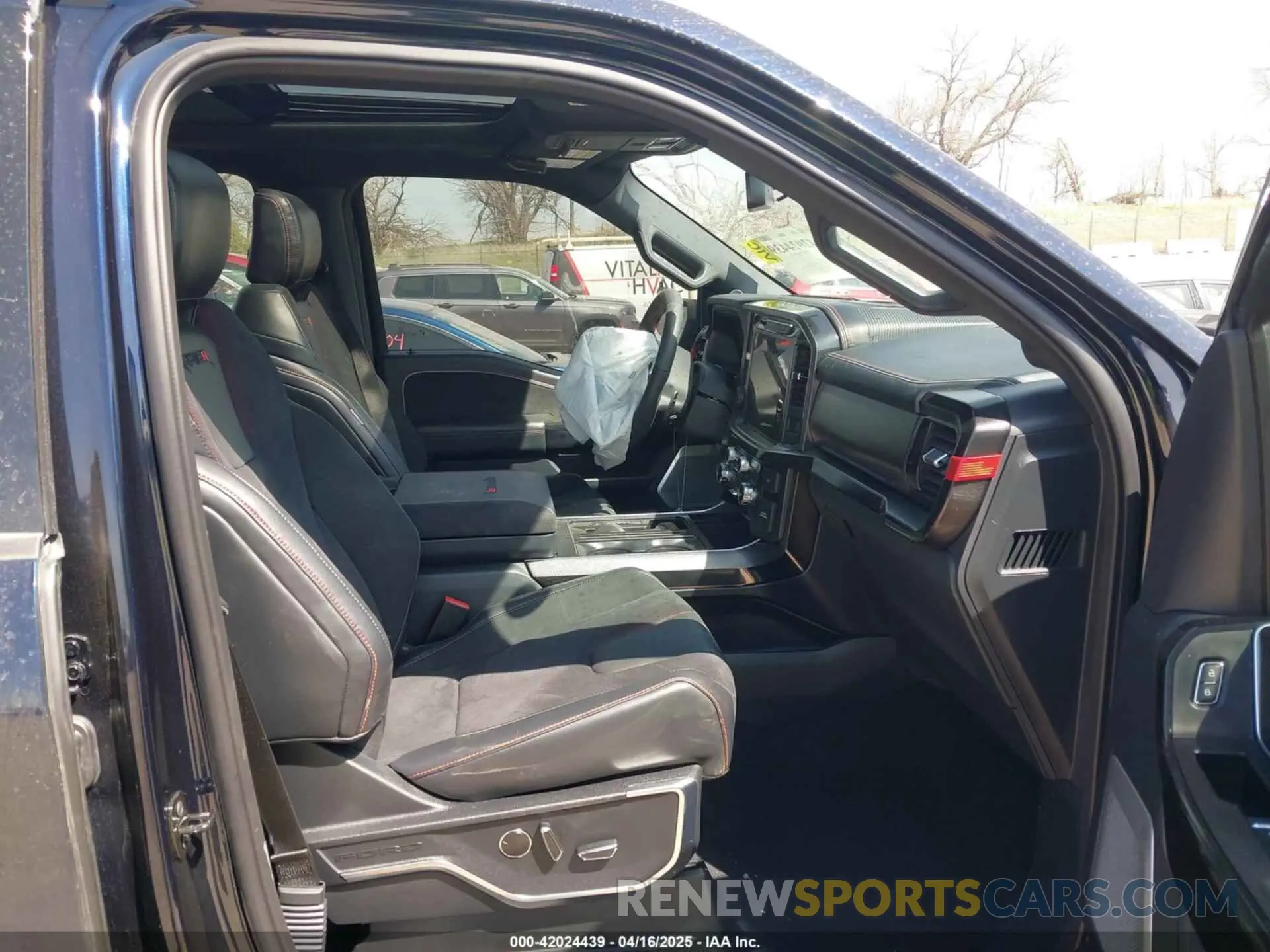 5 Photograph of a damaged car 1FTFW1RJ1RFB43964 FORD F-150 2024