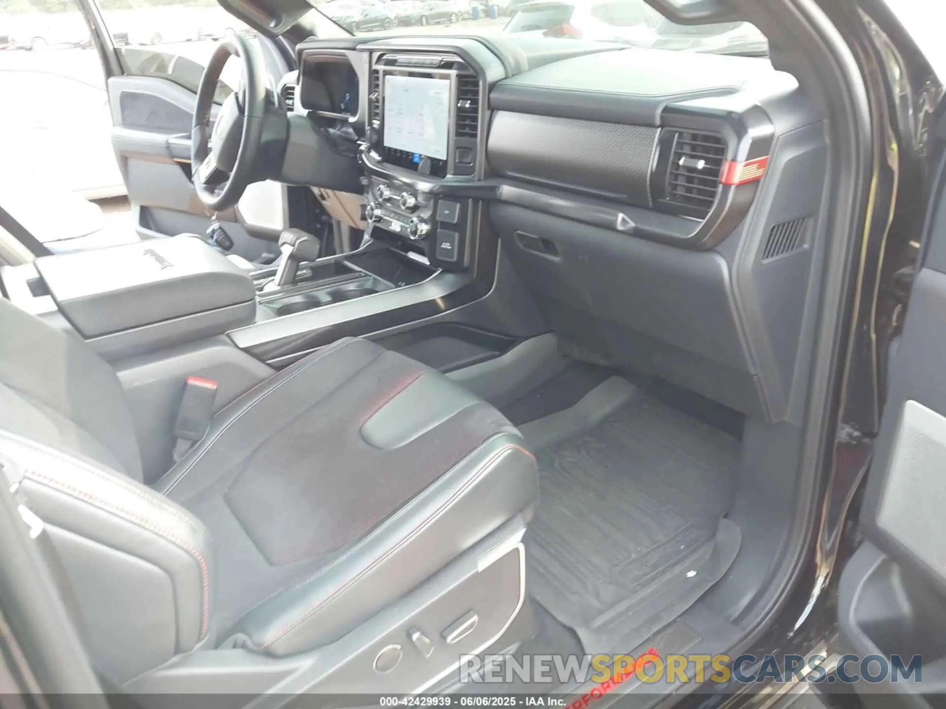 5 Photograph of a damaged car 1FTFW1RJXRFA81223 FORD F-150 2024