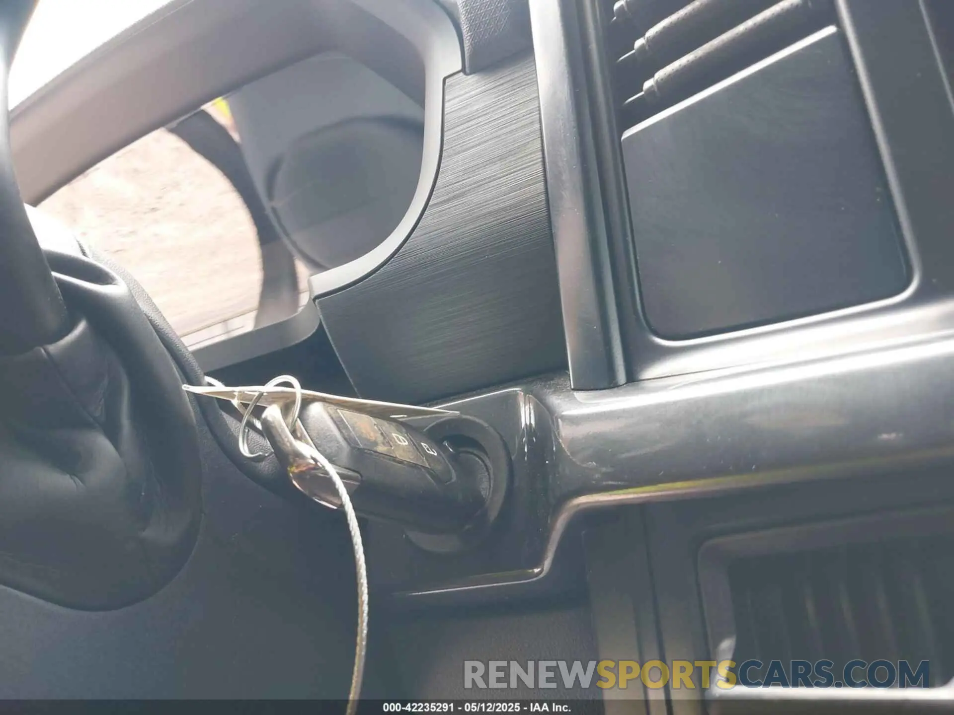 11 Photograph of a damaged car 1FTFW2L55RKE95616 FORD F-150 2024