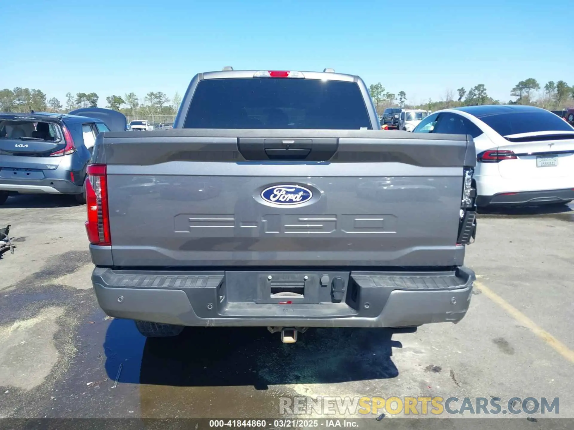 16 Photograph of a damaged car 1FTFW2L56RKD65618 FORD F-150 2024