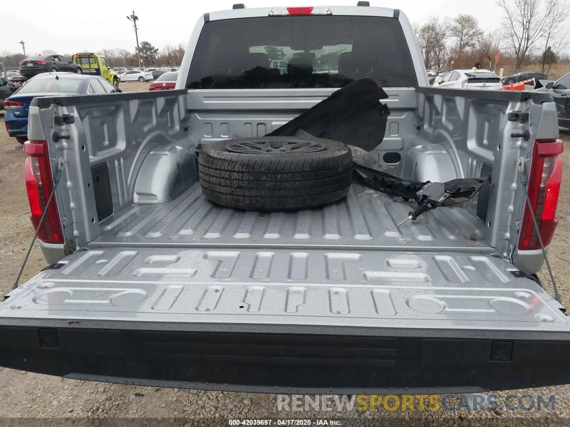 16 Photograph of a damaged car 1FTFW2L57RKE38351 FORD F-150 2024