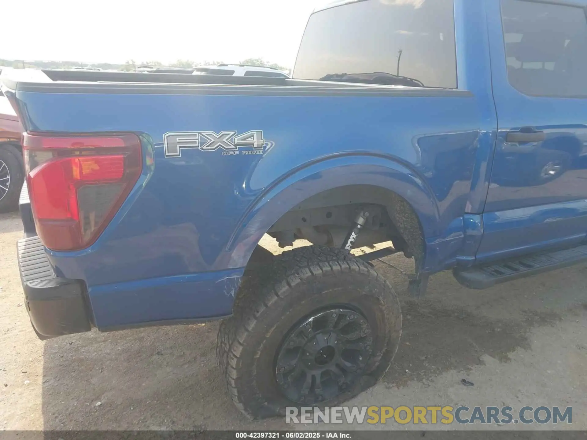 6 Photograph of a damaged car 1FTFW2L59RFB06839 FORD F-150 2024