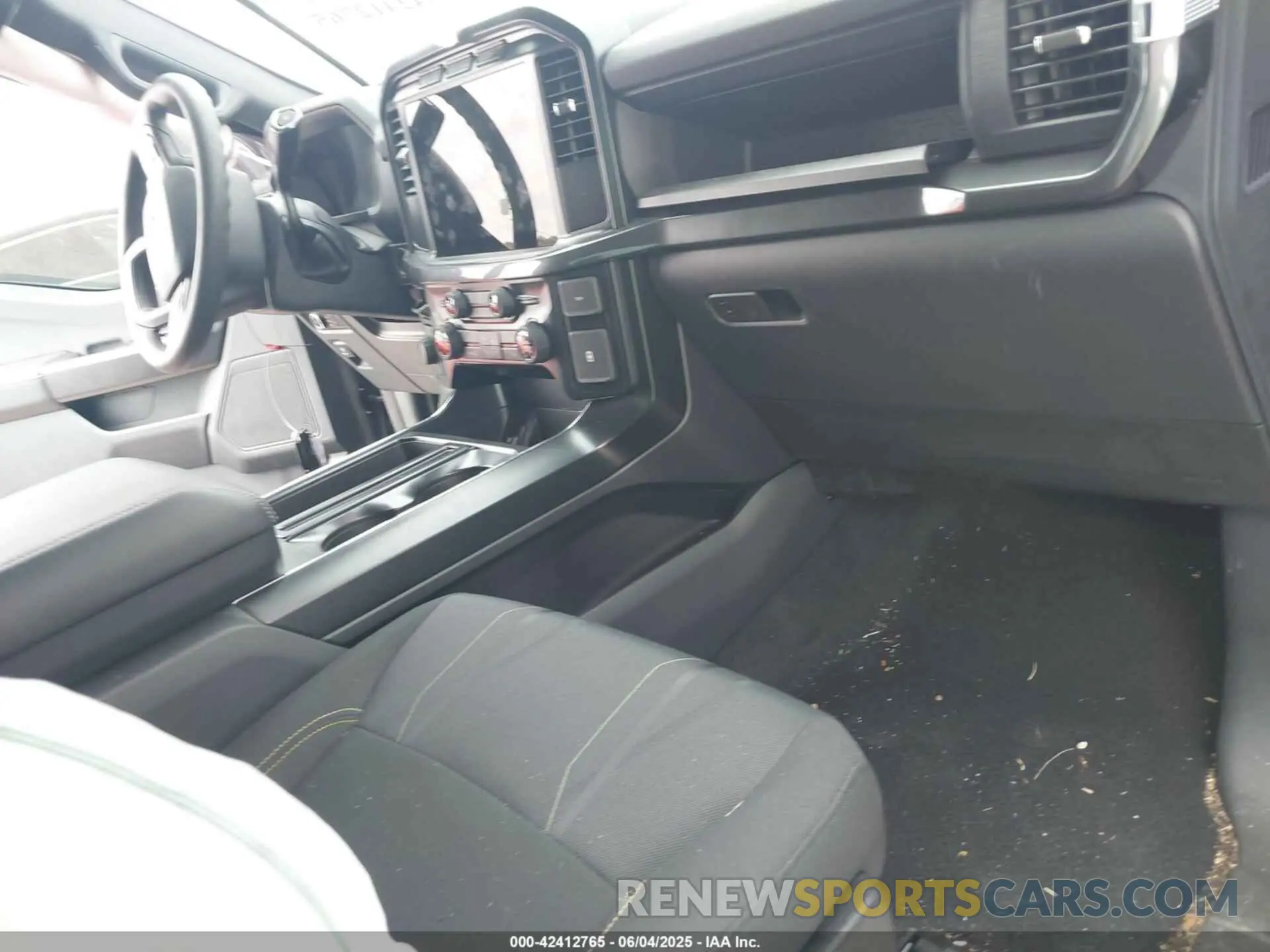 5 Photograph of a damaged car 1FTFW2L59RKF57339 FORD F-150 2024