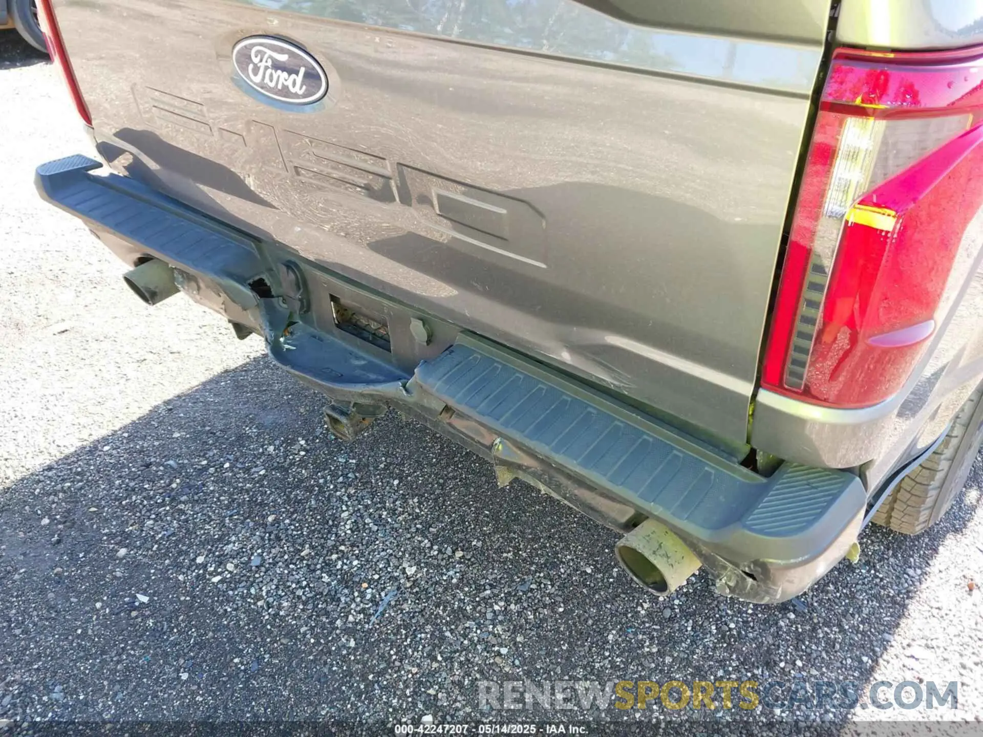 6 Photograph of a damaged car 1FTFW2L5XRFA14090 FORD F-150 2024