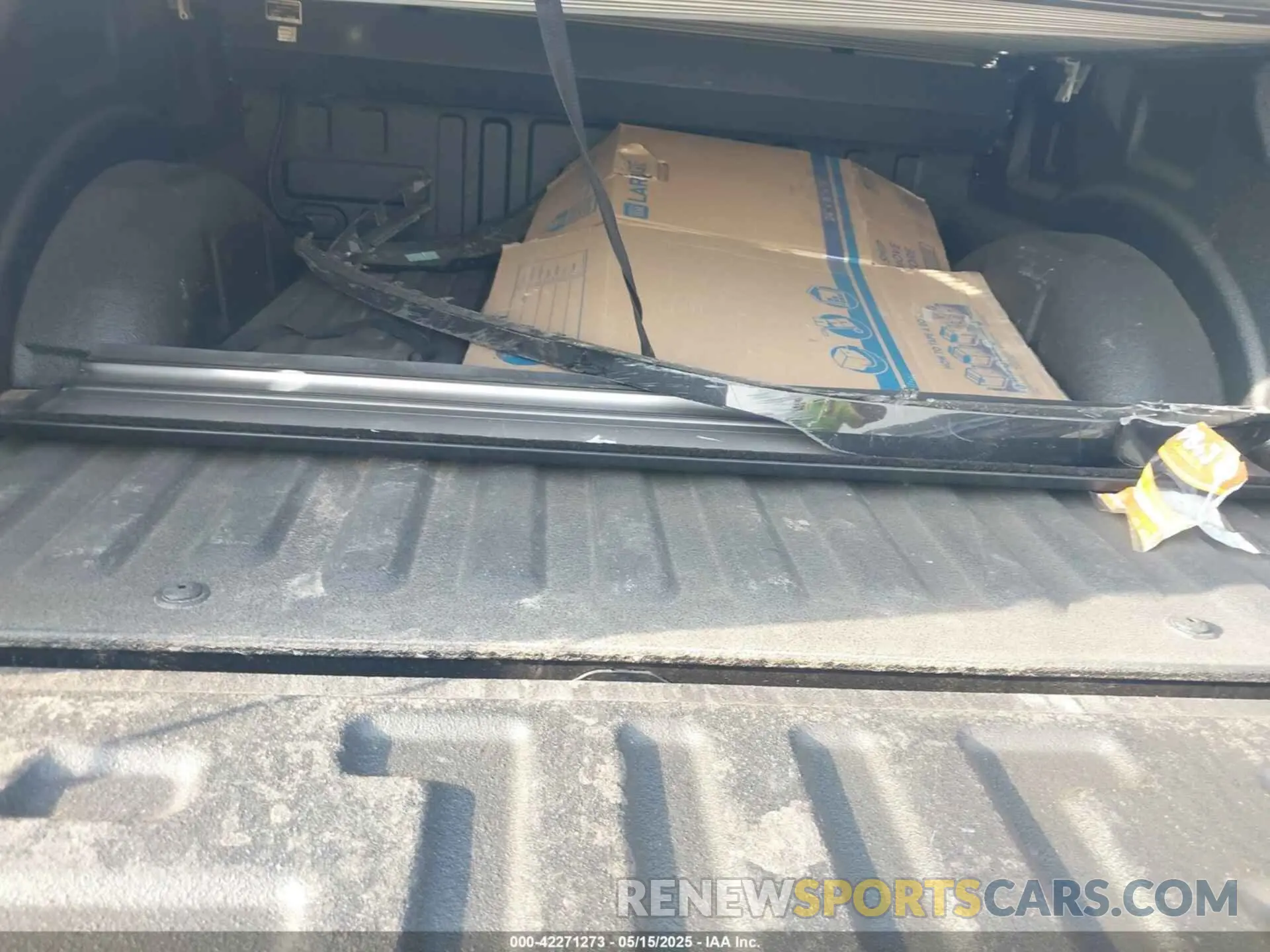 11 Photograph of a damaged car 1FTFW2L5XRKF55065 FORD F-150 2024