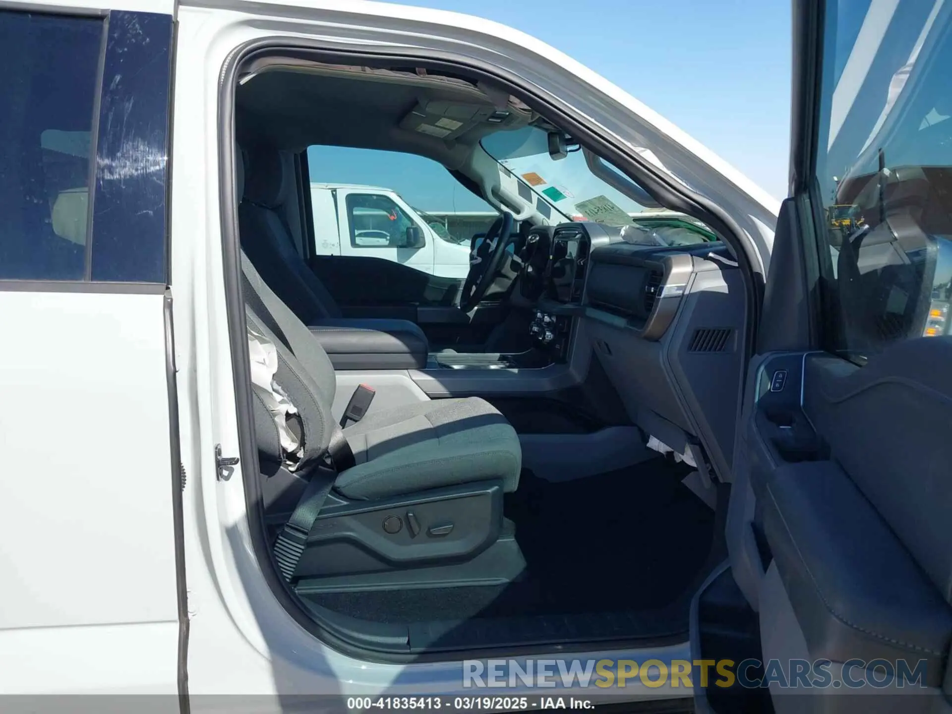 5 Photograph of a damaged car 1FTFW3L51RFA31270 FORD F-150 2024