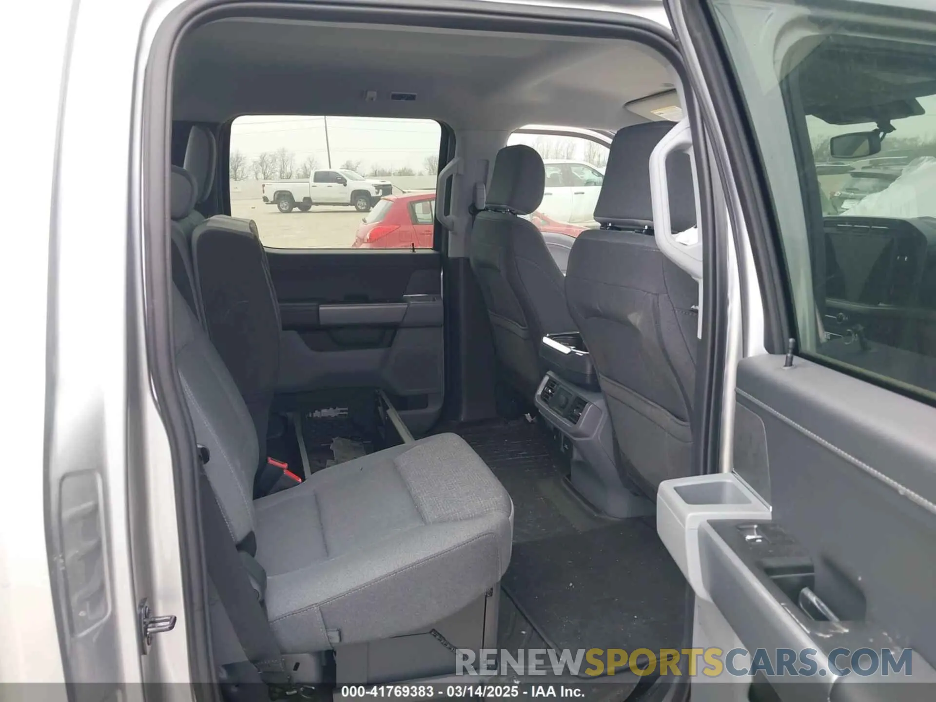 8 Photograph of a damaged car 1FTFW3L52RFA55691 FORD F-150 2024