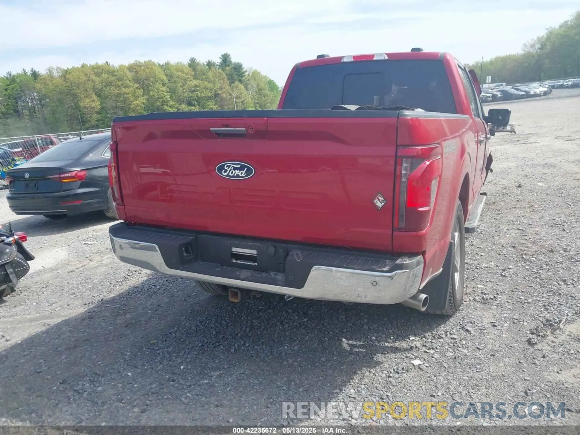 16 Photograph of a damaged car 1FTFW3L80RKD08038 FORD F-150 2024