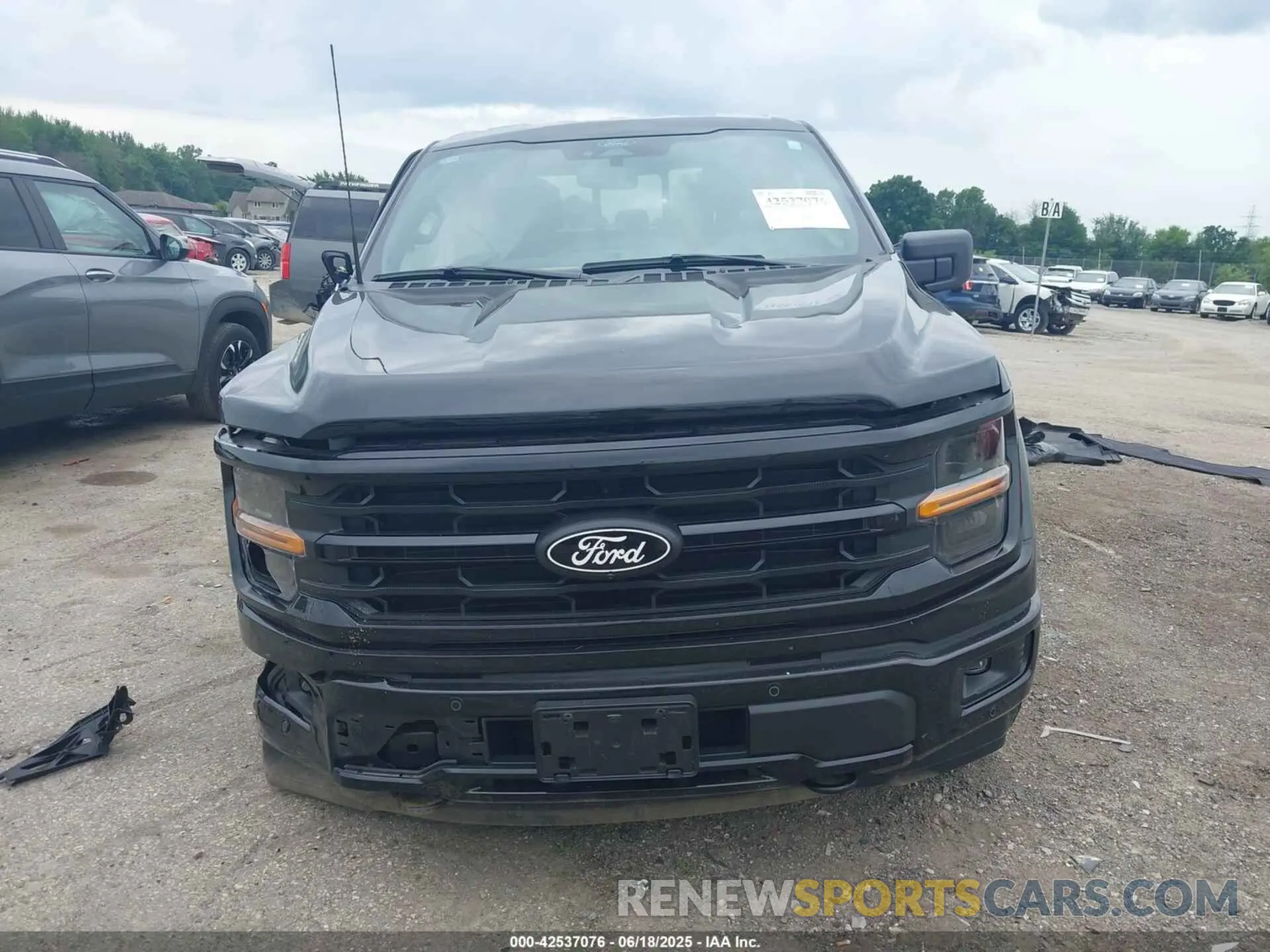 11 Photograph of a damaged car 1FTFW3L81RKD33868 FORD F-150 2024
